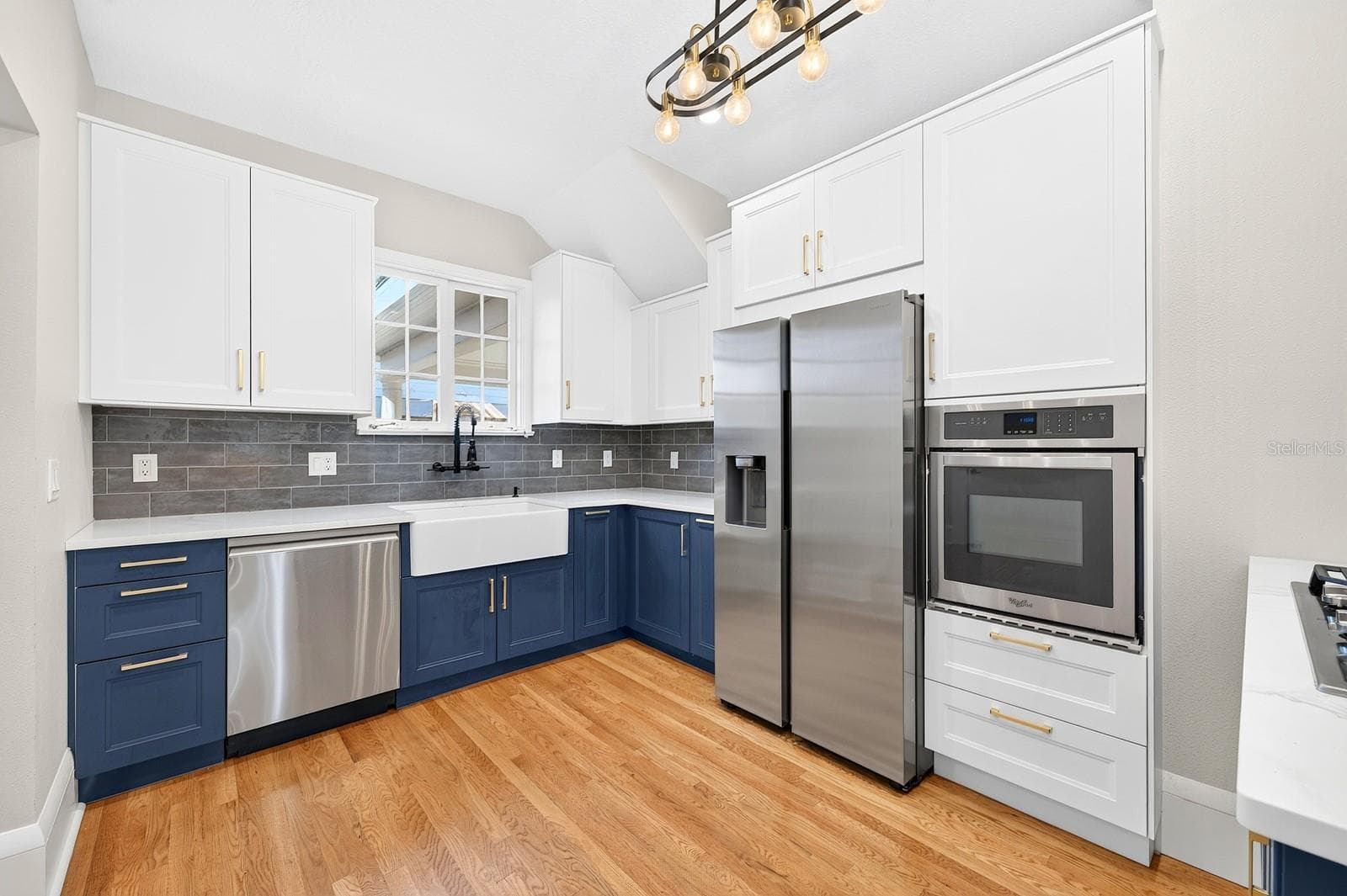 Single Family Residence at 128 WISTERIA AVE, ORLANDO, photo 16 of 53