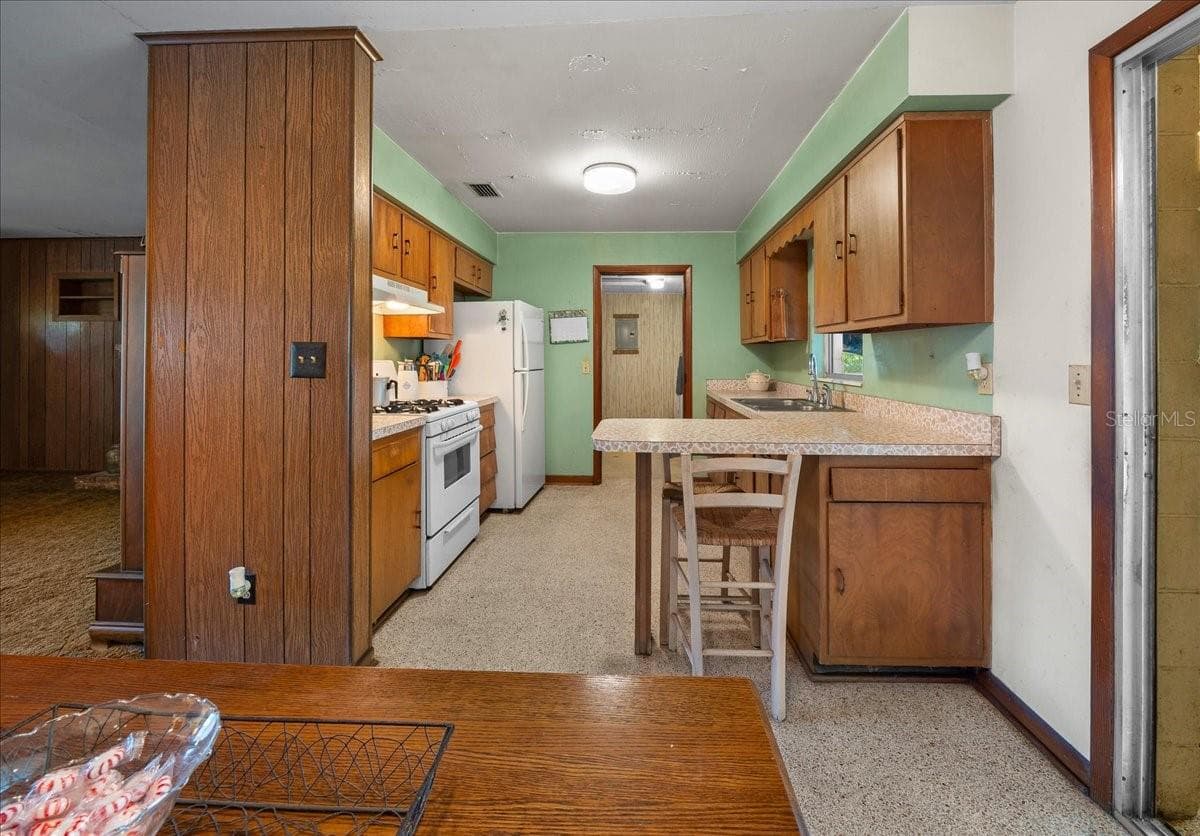 746 NE 35TH - 722 & 746 NE 35TH ST, OCALA