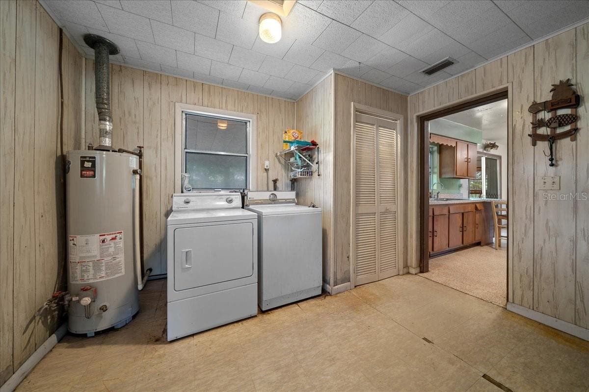 746 NE 35TH - 722 & 746 NE 35TH ST, OCALA