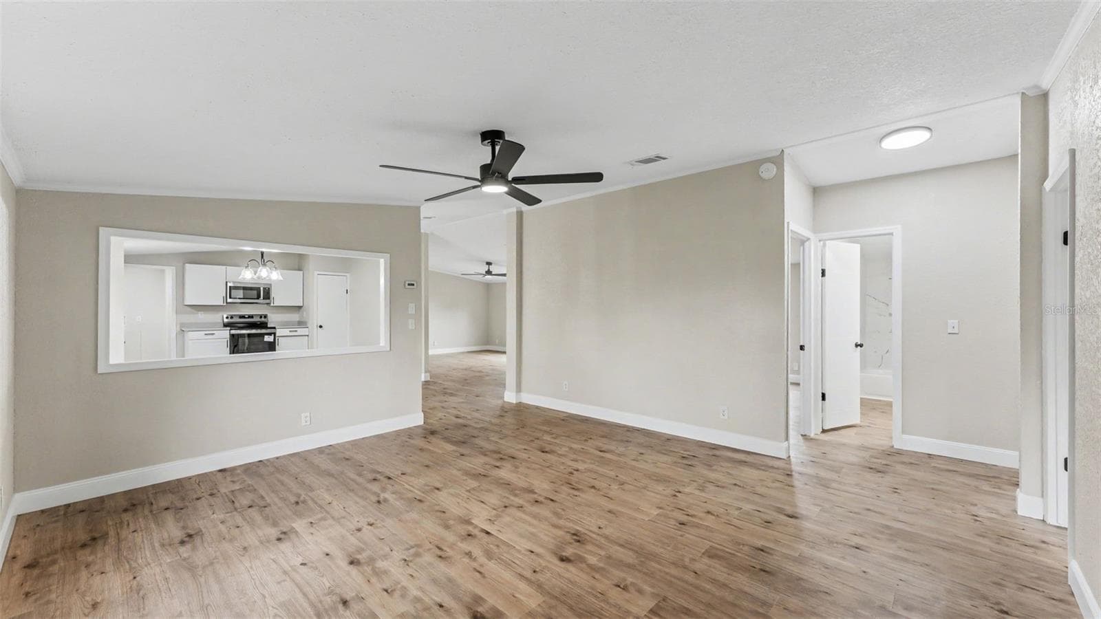 Manufactured Home at 207 BRADBURY RD, HAINES CITY, photo 10 of 26