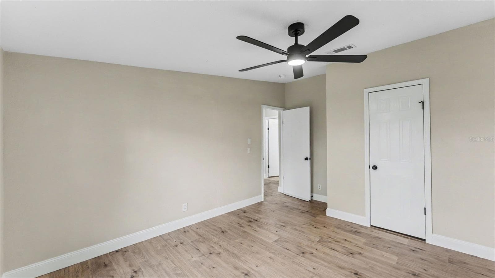 Manufactured Home at 207 BRADBURY RD, HAINES CITY, photo 14 of 26