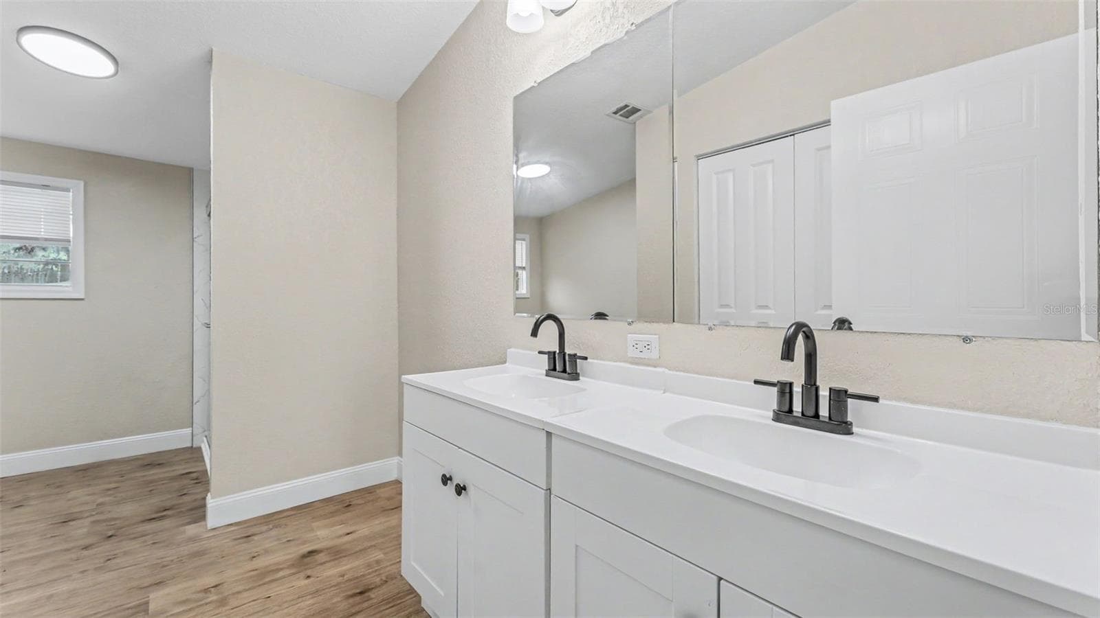 Manufactured Home at 207 BRADBURY RD, HAINES CITY, photo 23 of 26