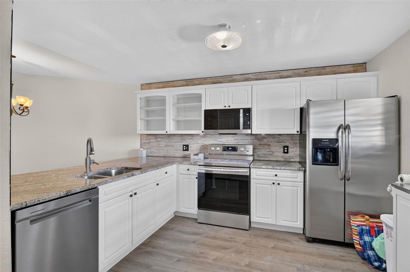 Condominium at 175 KINGS HWY #C4, PUNTA GORDA, photo 3 of 22