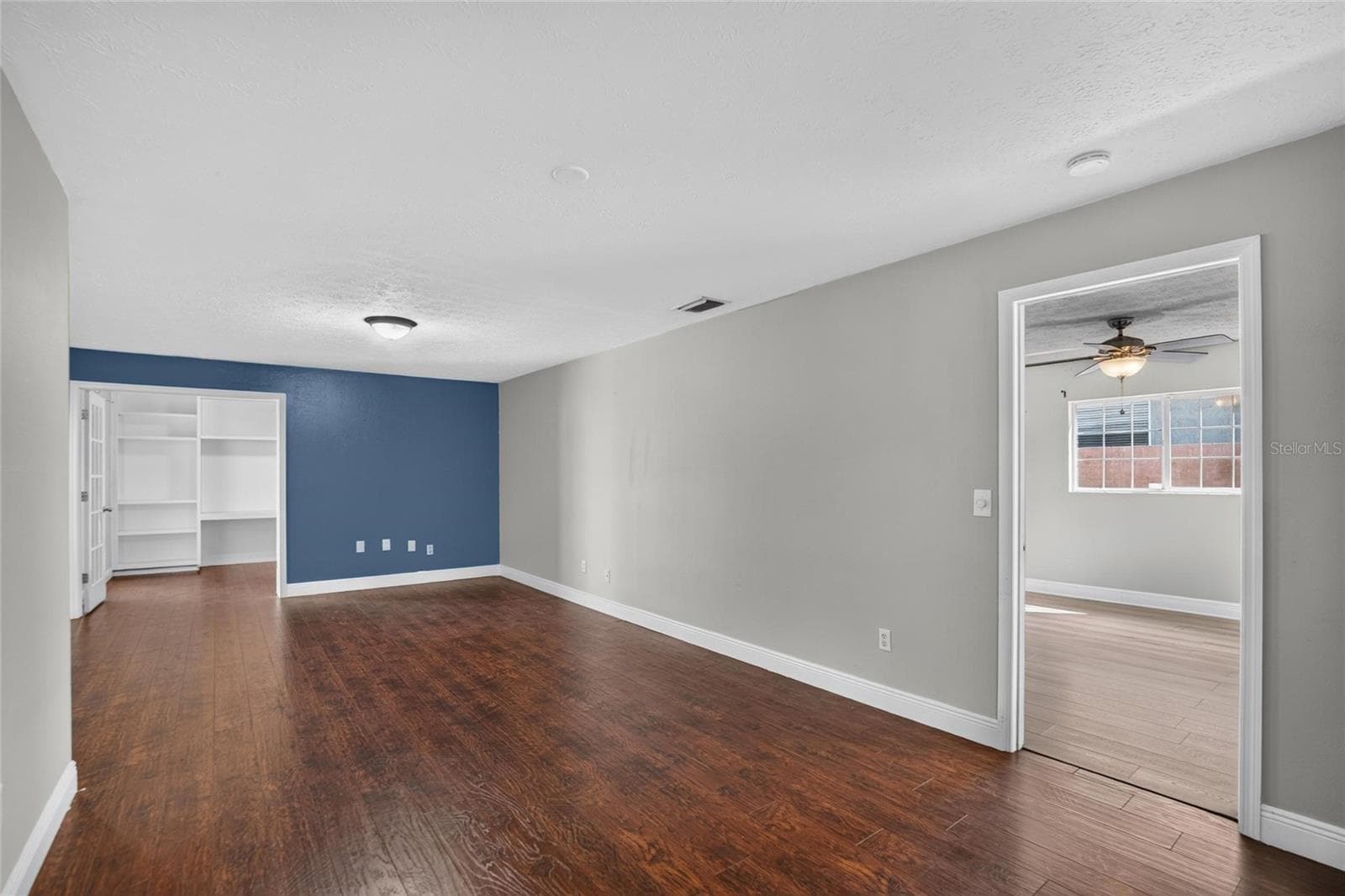 Single Family Residence at 3122 RESEDA CT, TAMPA, photo 18 of 62