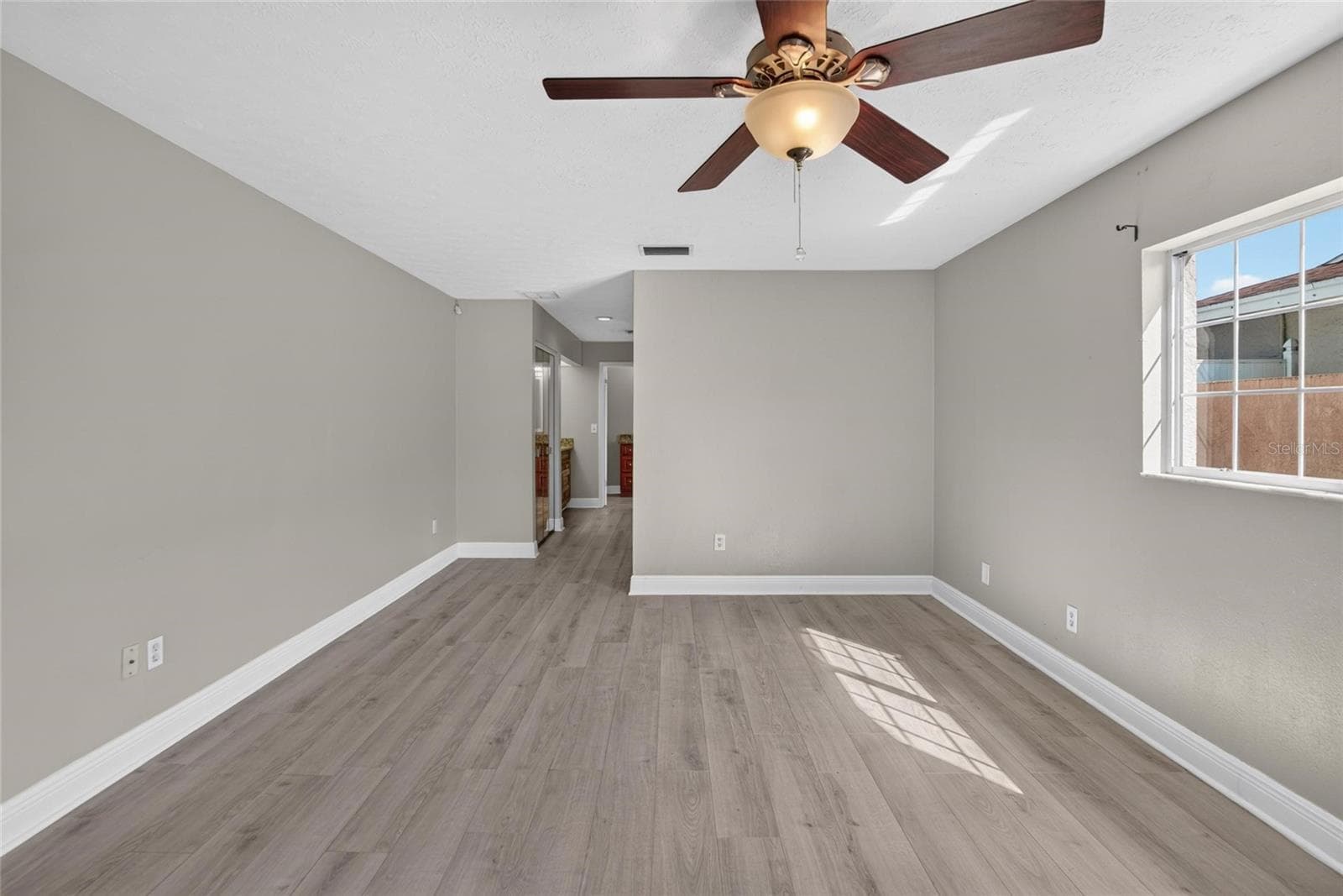 Single Family Residence at 3122 RESEDA CT, TAMPA, photo 20 of 62