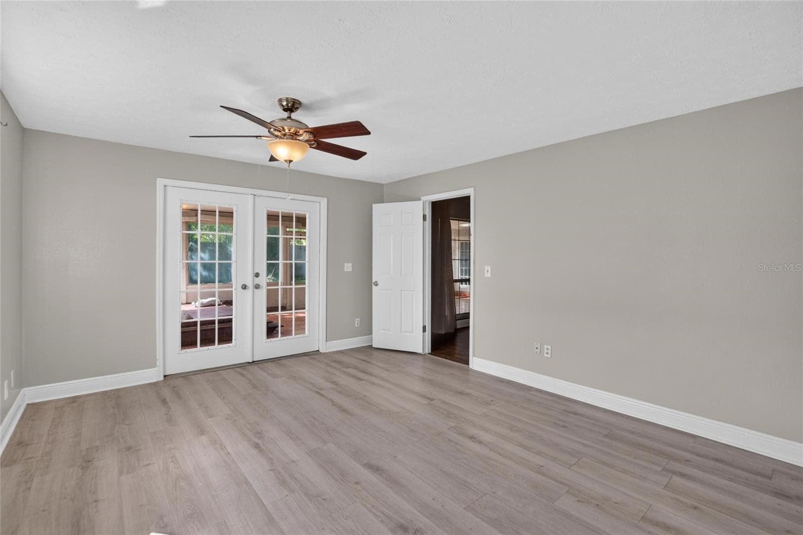 Single Family Residence at 3122 RESEDA CT, TAMPA, photo 22 of 62