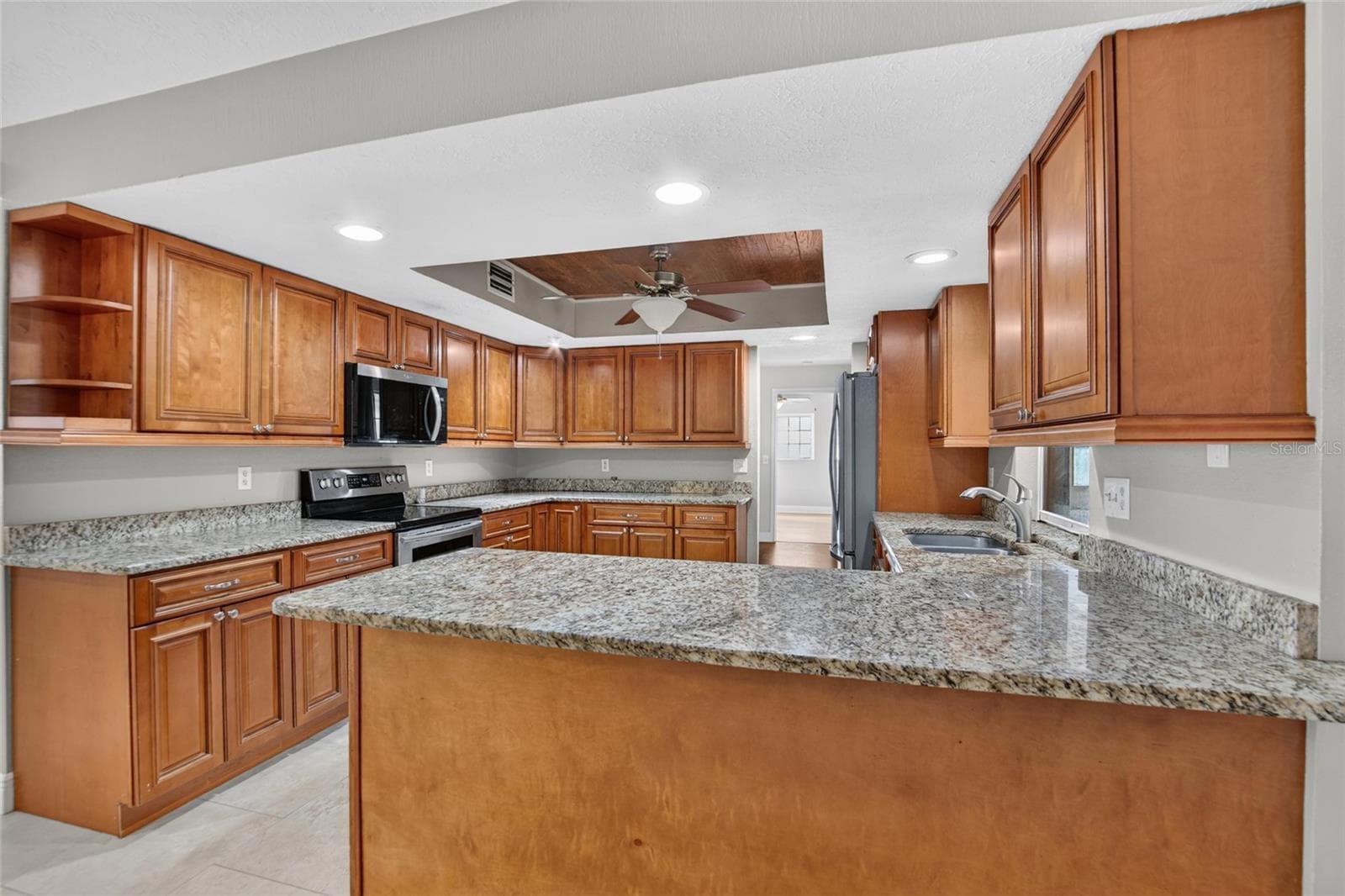 Single Family Residence at 3122 RESEDA CT, TAMPA, photo 32 of 62