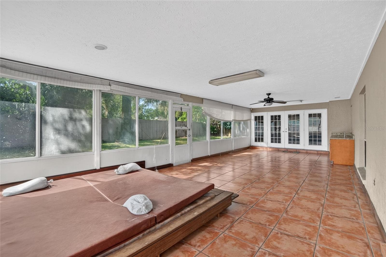 Single Family Residence at 3122 RESEDA CT, TAMPA, photo 50 of 62