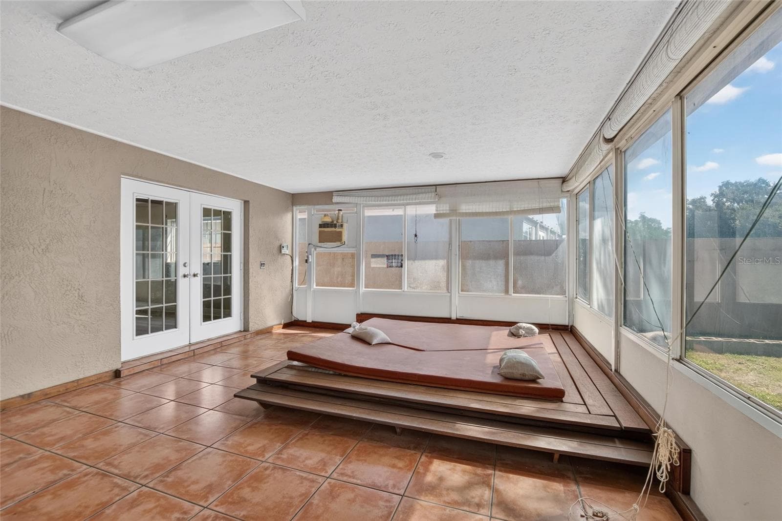 Single Family Residence at 3122 RESEDA CT, TAMPA, photo 52 of 62