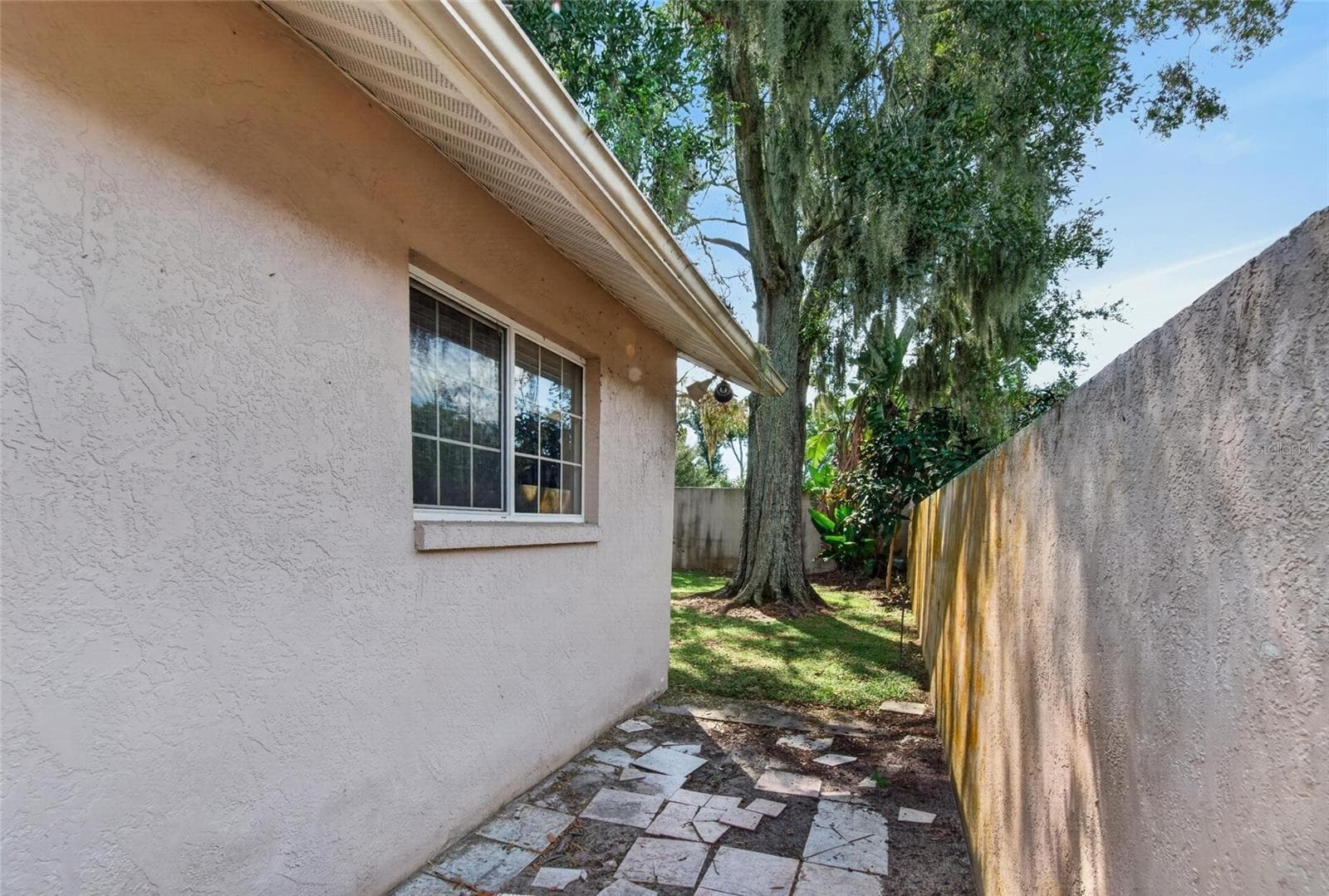 Single Family Residence at 3122 RESEDA CT, TAMPA, photo 59 of 62