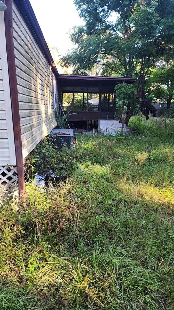 Single Family Residence at 3517 N US HIGHWAY 17, DELAND, photo 5 of 7