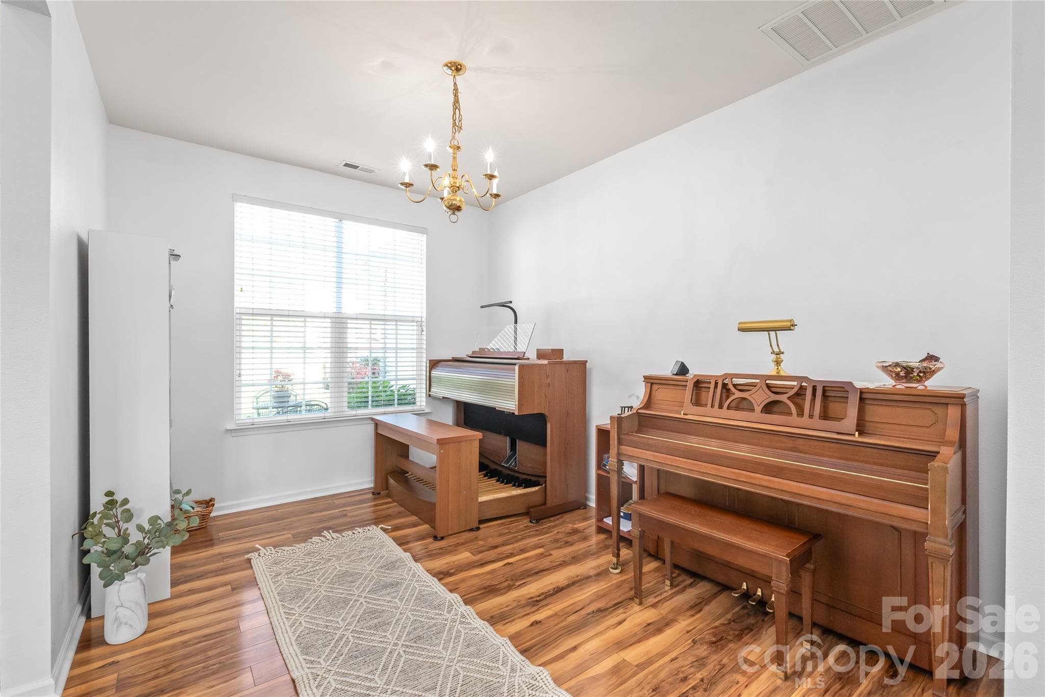 Single Family Residence at 15926 Bubbling Branch Lane, Charlotte, photo 19 of 54
