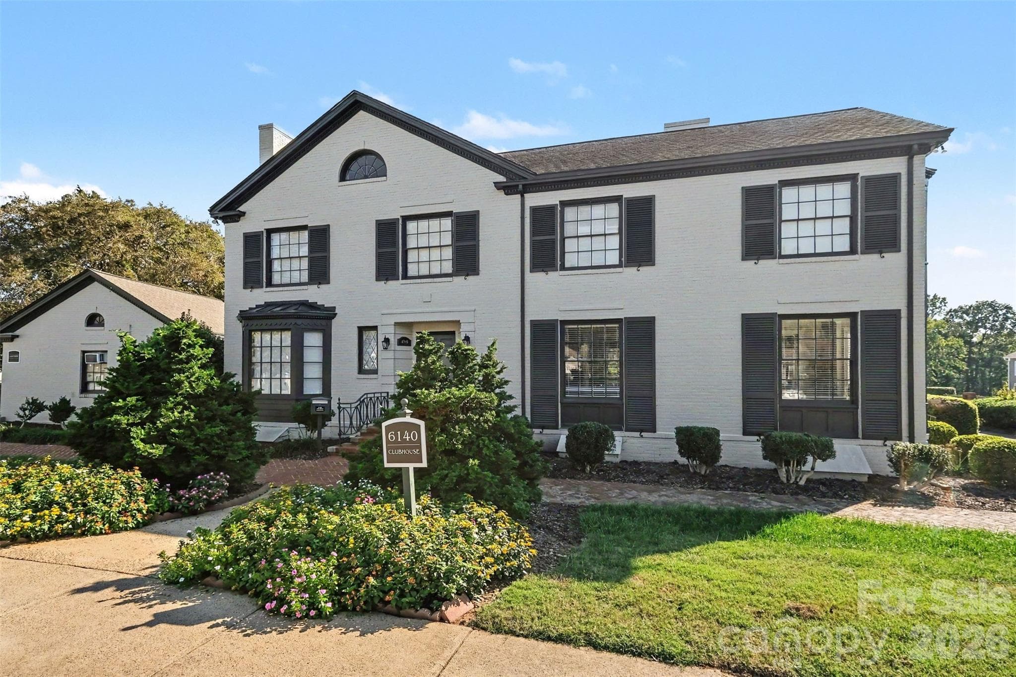 BEAUTIFULLY LANDSCAPED - 3201 Heathstead Place, Charlotte