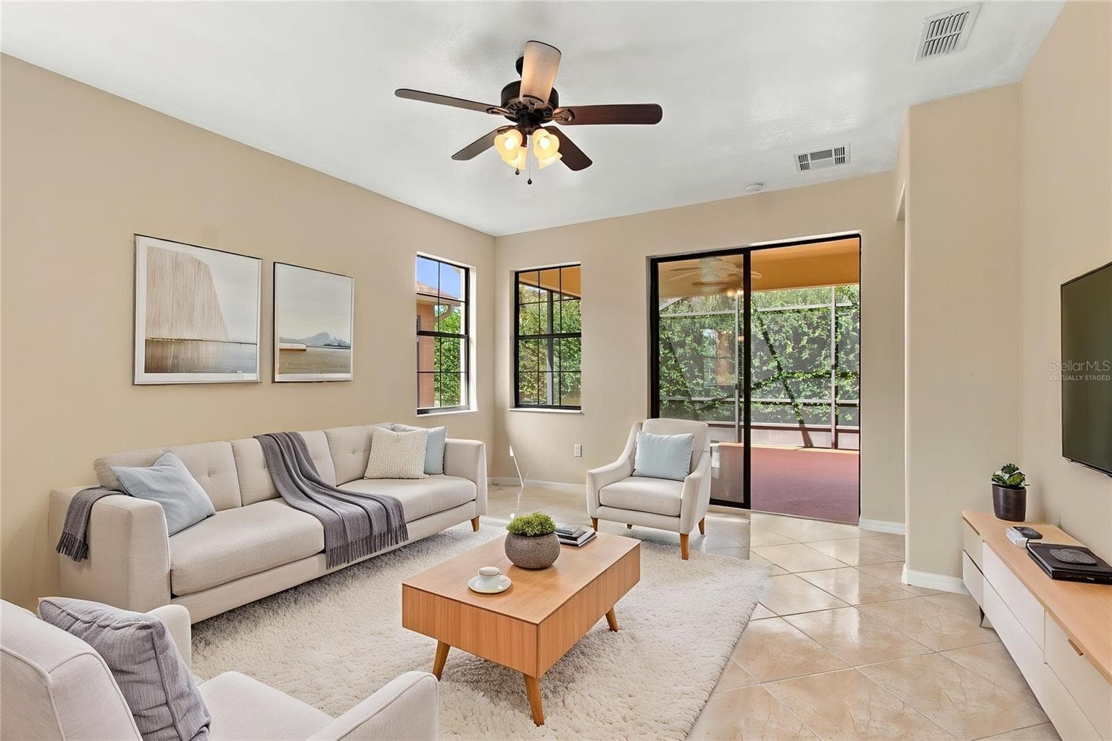 virtually Staged - 864 GRAND CANAL DR, POINCIANA