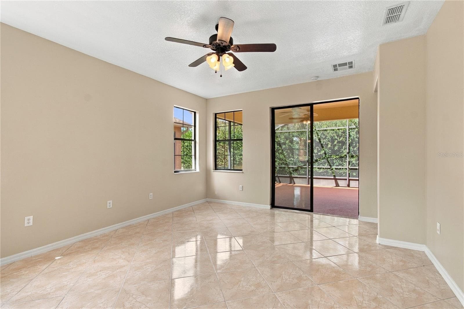 Single Family Residence at 864 GRAND CANAL DR, POINCIANA, photo 7 of 59