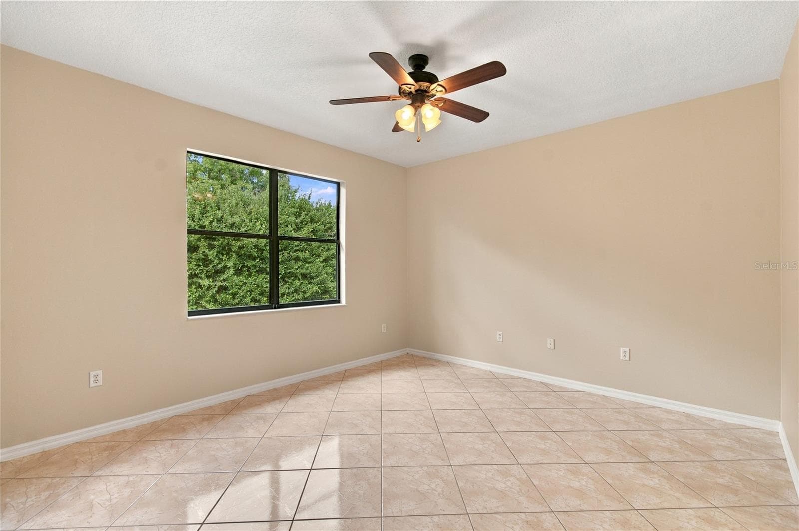 Primary Suite - 864 GRAND CANAL DR, POINCIANA