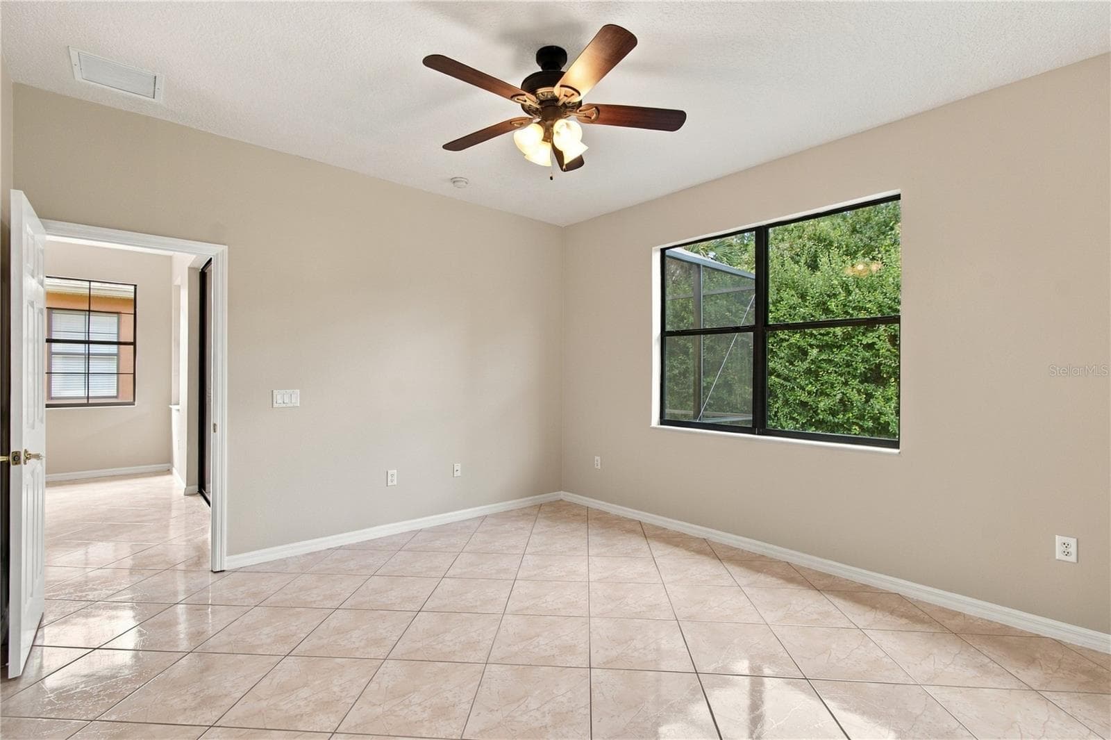 Single Family Residence at 864 GRAND CANAL DR, POINCIANA, photo 25 of 59