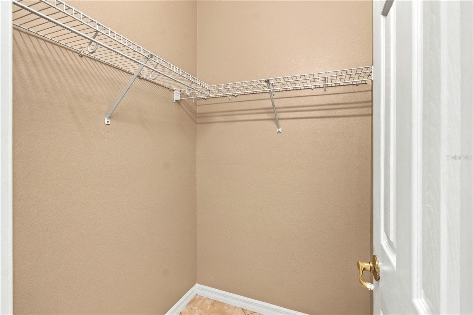 Walk-in Closet - 864 GRAND CANAL DR, POINCIANA