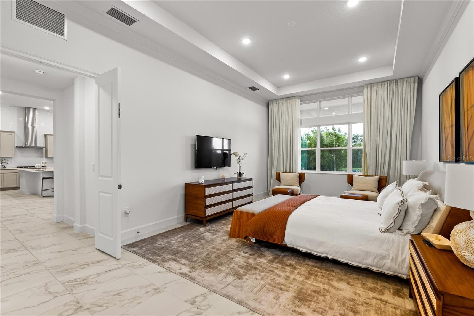 Primary Bedroom / 1st floor - 16143 BARKLY RIDGE CT, WINTER GARDEN