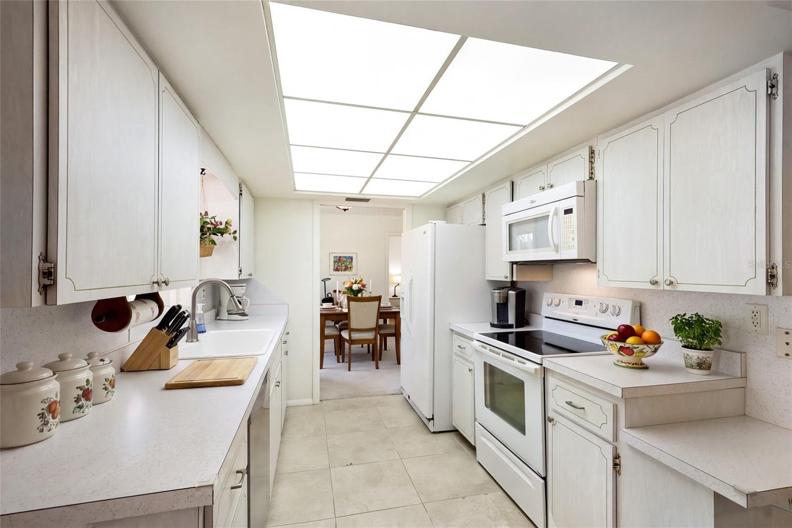 Kitchen - 3327 S LOCKWOOD RIDGE RD, SARASOTA