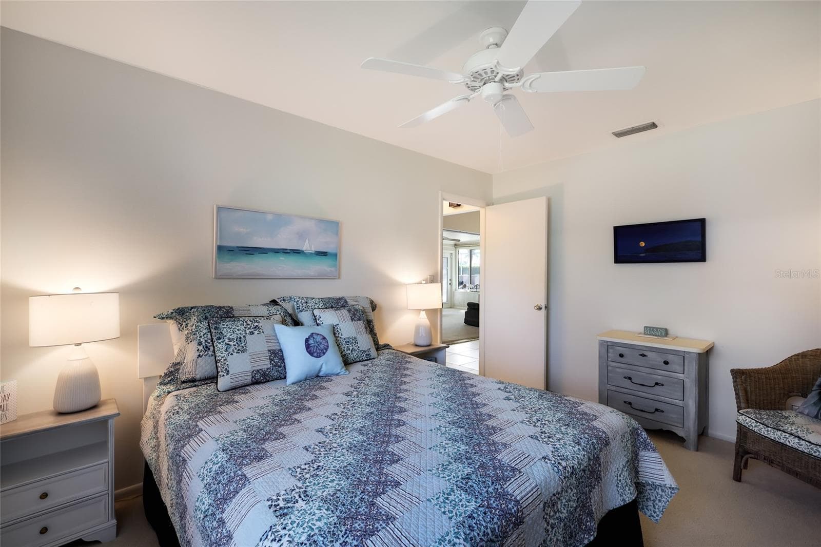 Spacious Bedrooms - 3327 S LOCKWOOD RIDGE RD, SARASOTA
