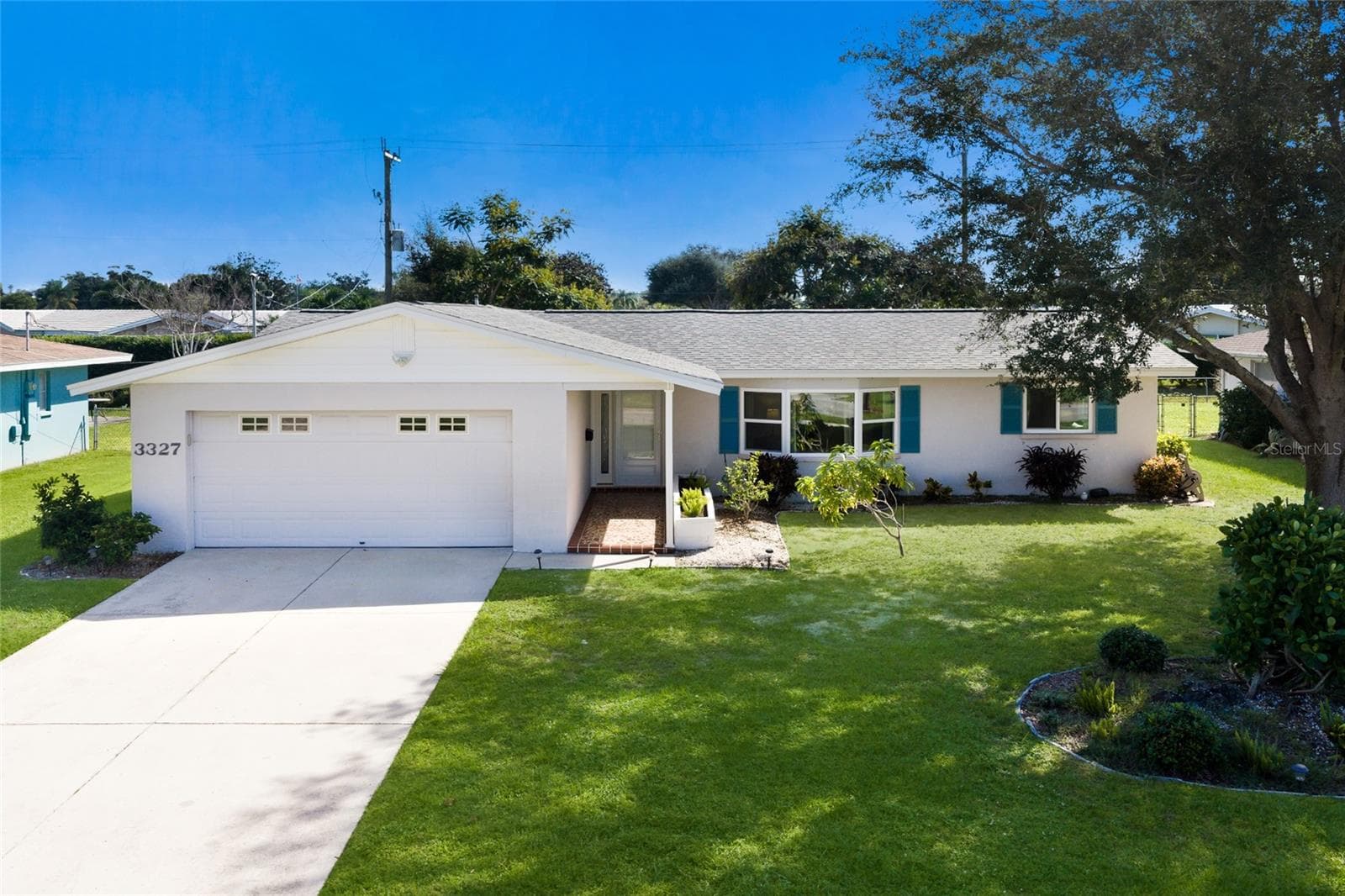 2-car Garage - 3327 S LOCKWOOD RIDGE RD, SARASOTA