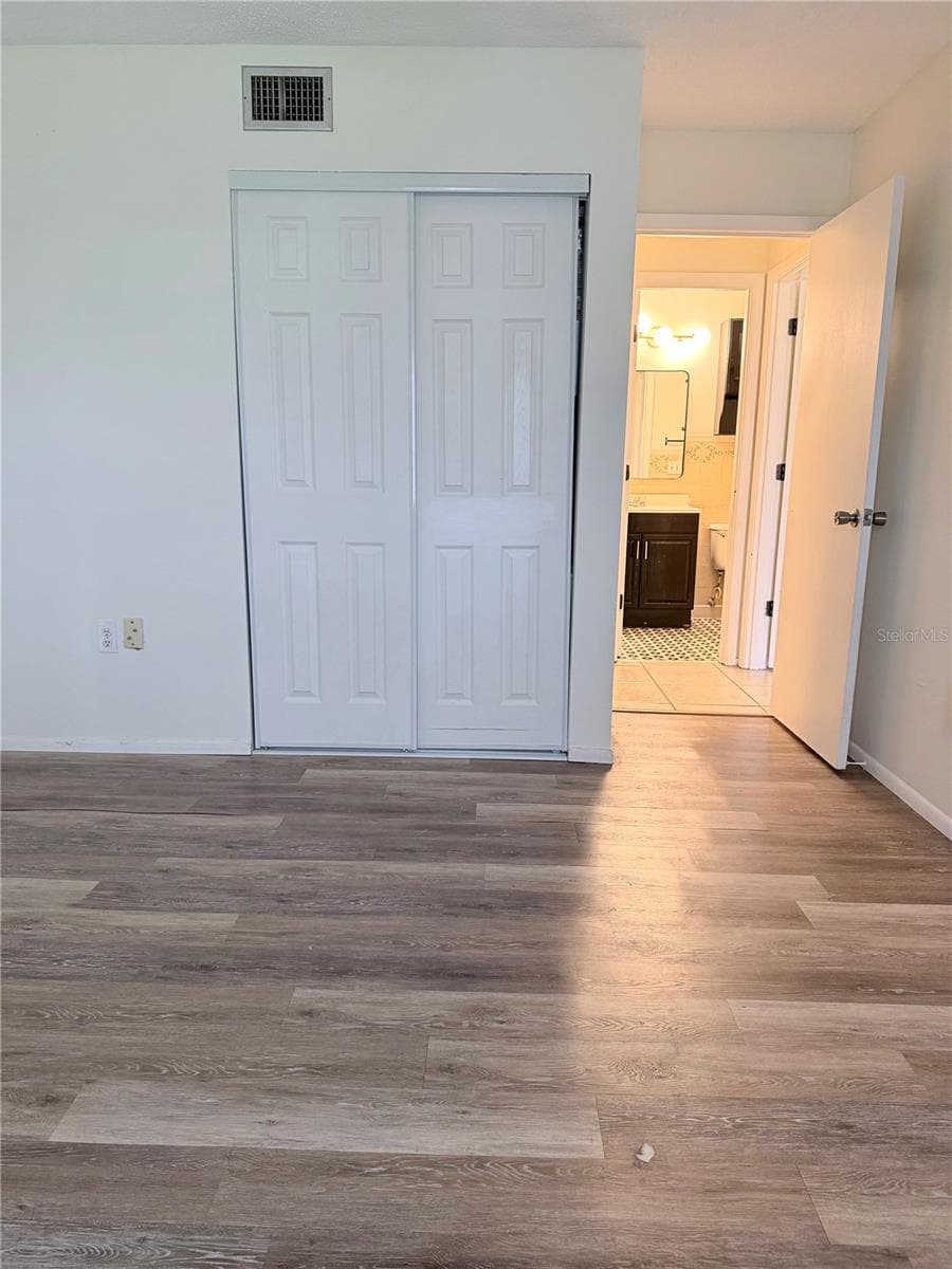Condominium at 1119 68TH AVENUE DR W #1119, BRADENTON, photo 2 of 15
