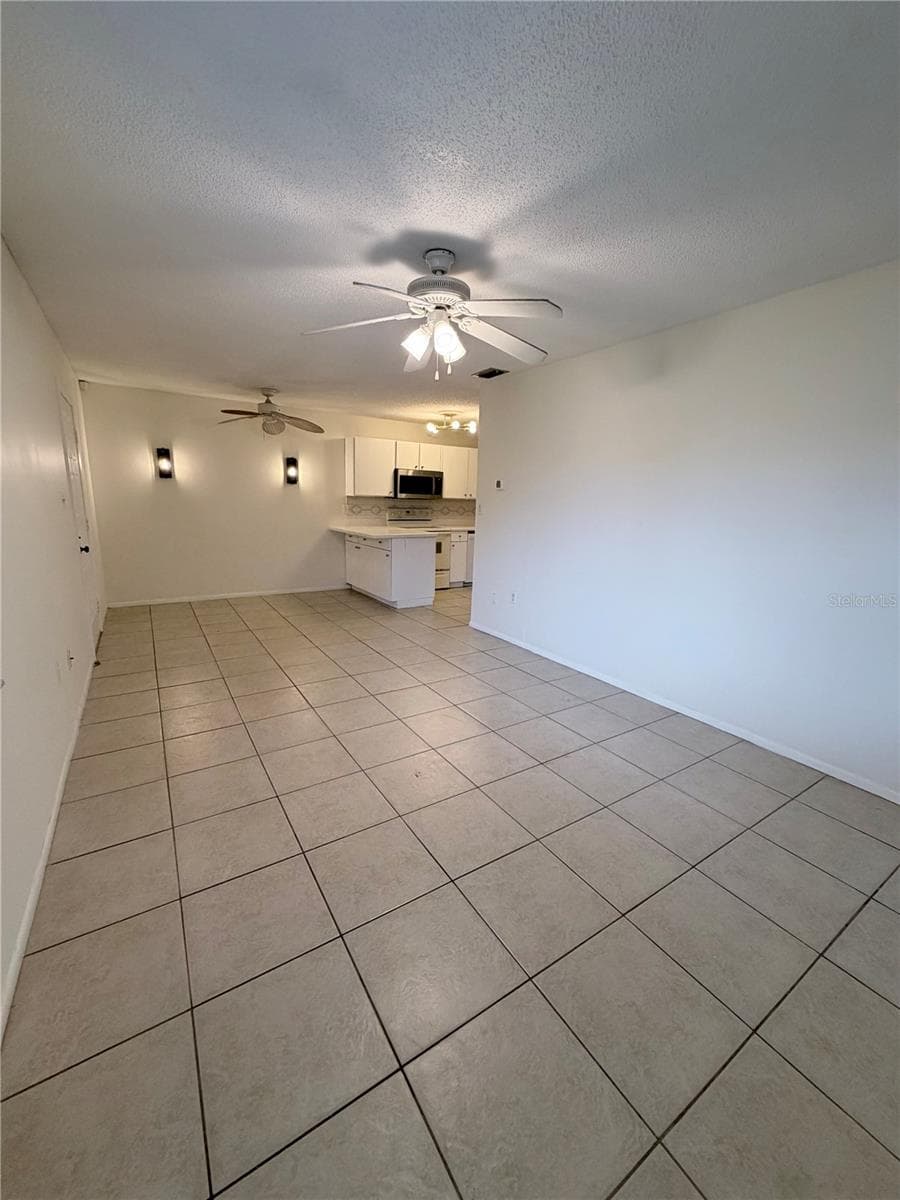 Condominium at 1119 68TH AVENUE DR W #1119, BRADENTON, photo 10 of 15