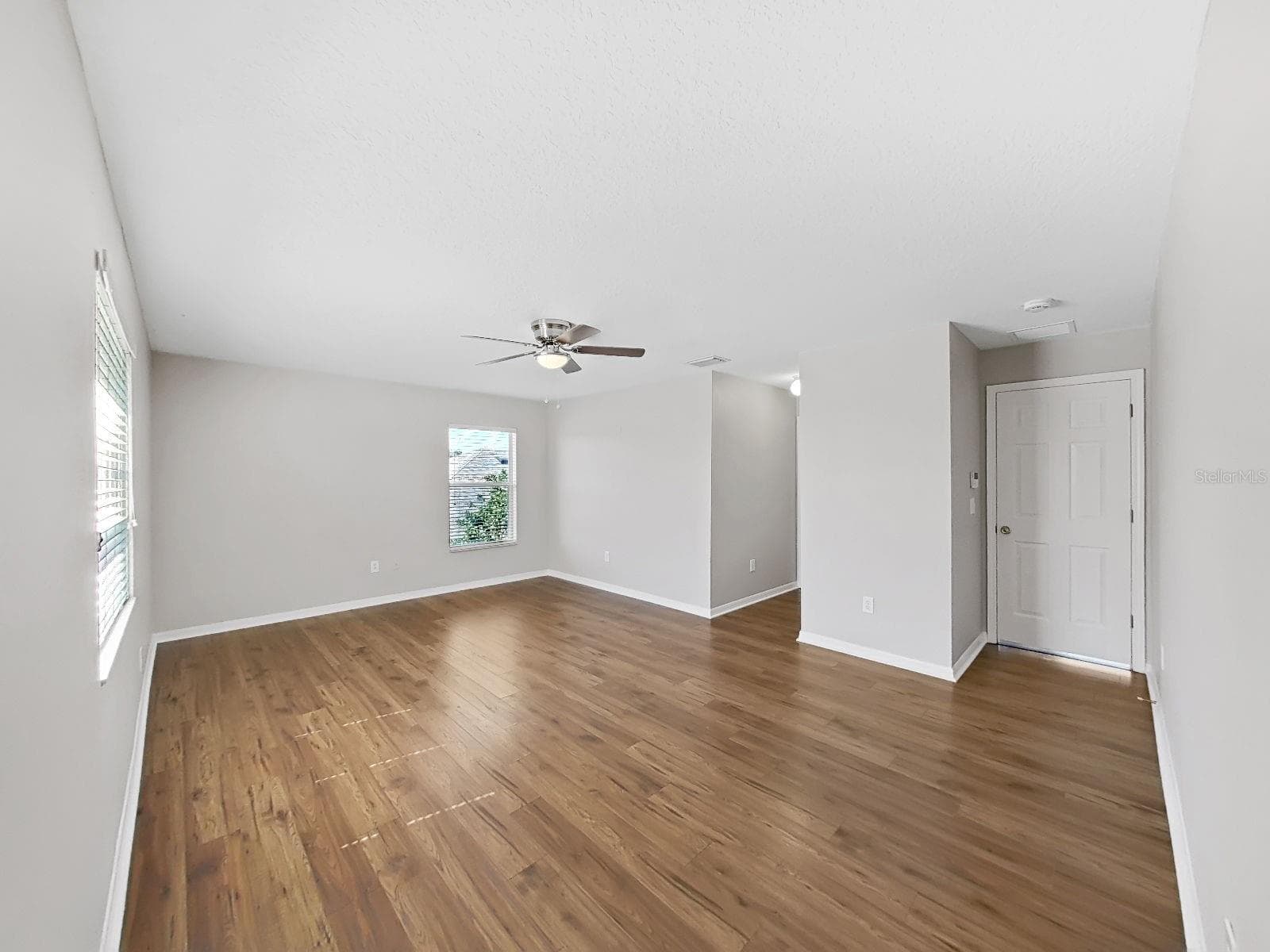 master bedroom - 8427 CARRIAGE POINTE DR, GIBSONTON