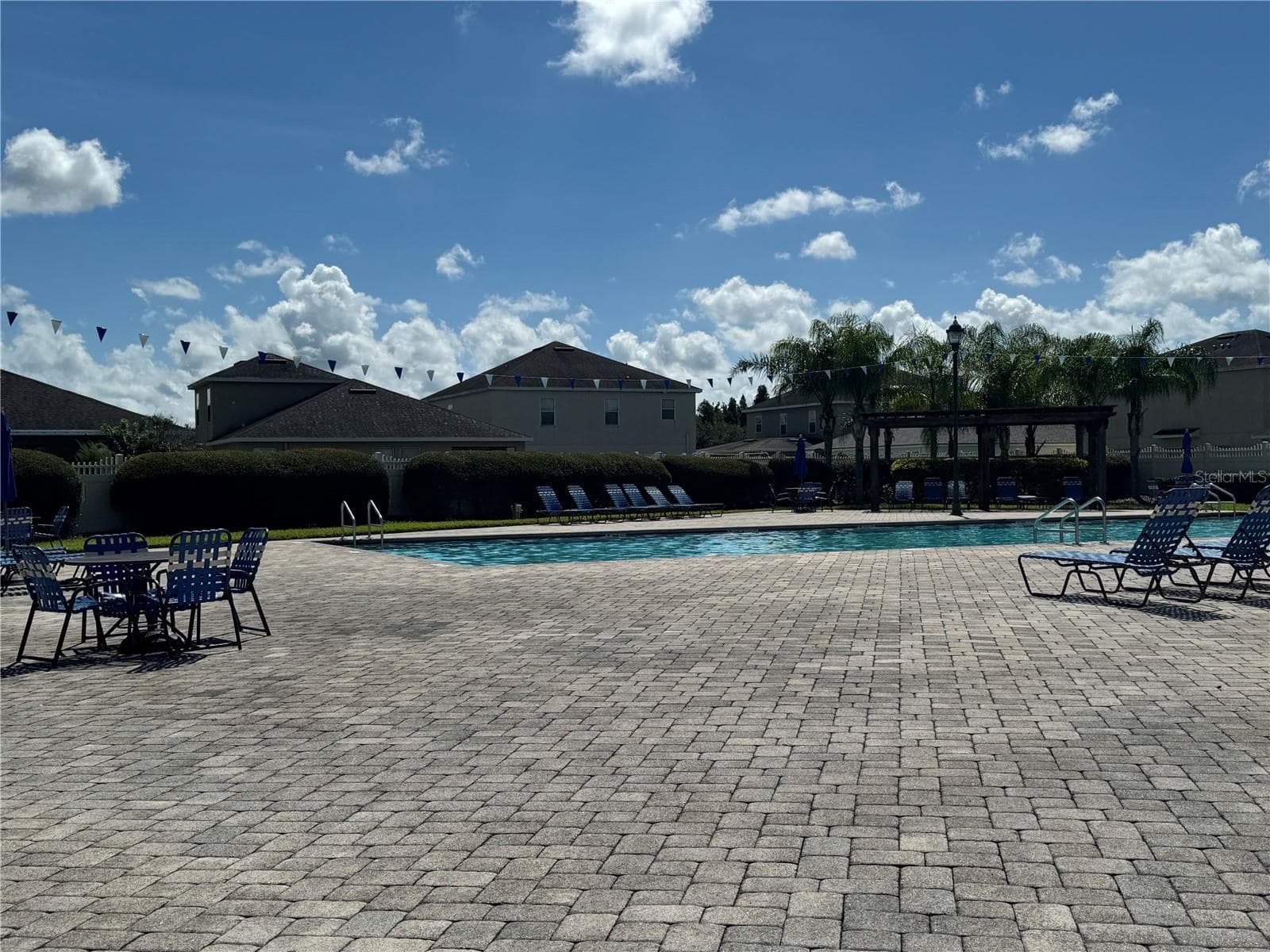 community pool - 8427 CARRIAGE POINTE DR, GIBSONTON