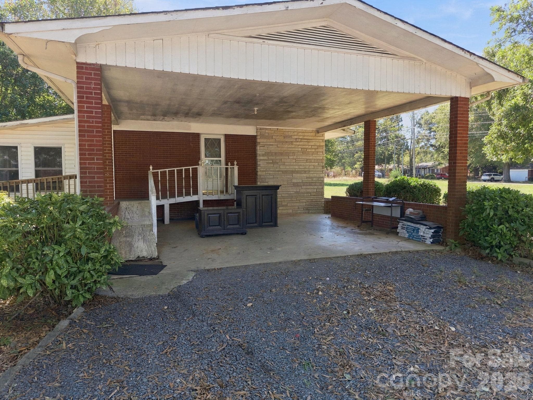 Large Carport - 816 Central Avenue, Locust