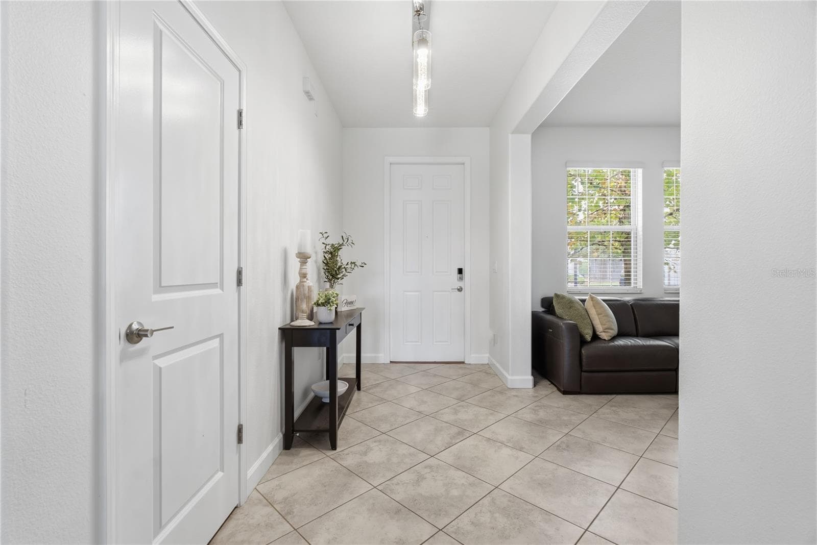 Single Family Residence at 8960 SHADYSIDE LN, LAND O LAKES, photo 5 of 51