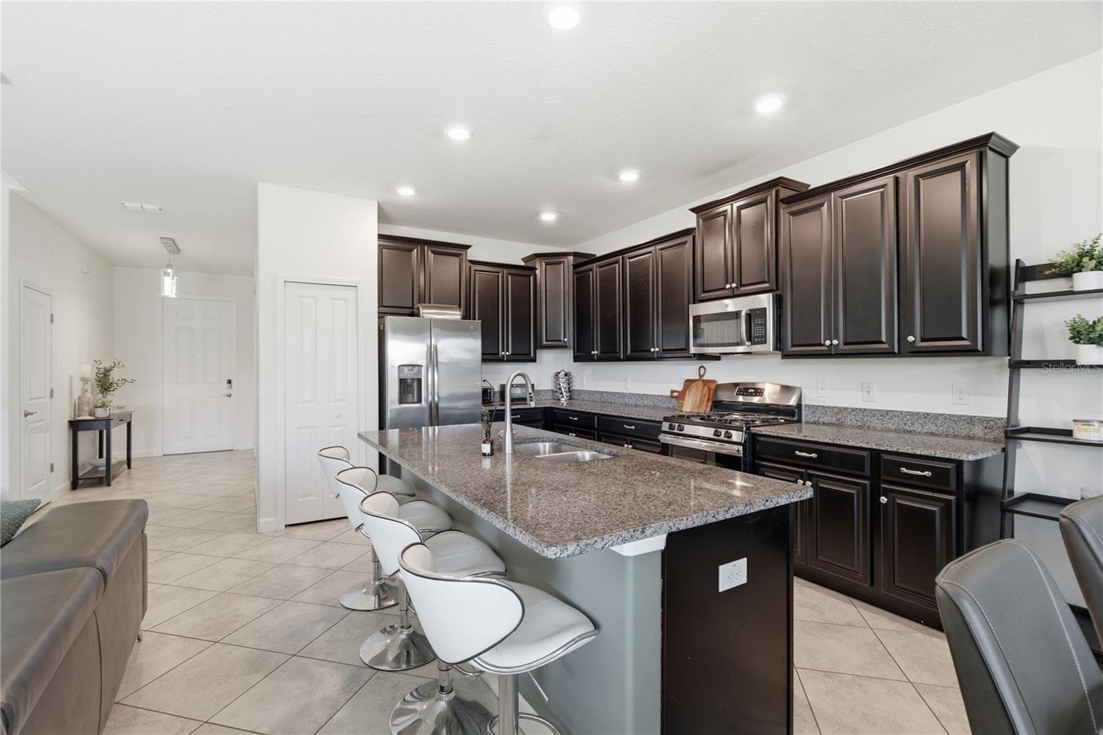 Single Family Residence at 8960 SHADYSIDE LN, LAND O LAKES, photo 17 of 51