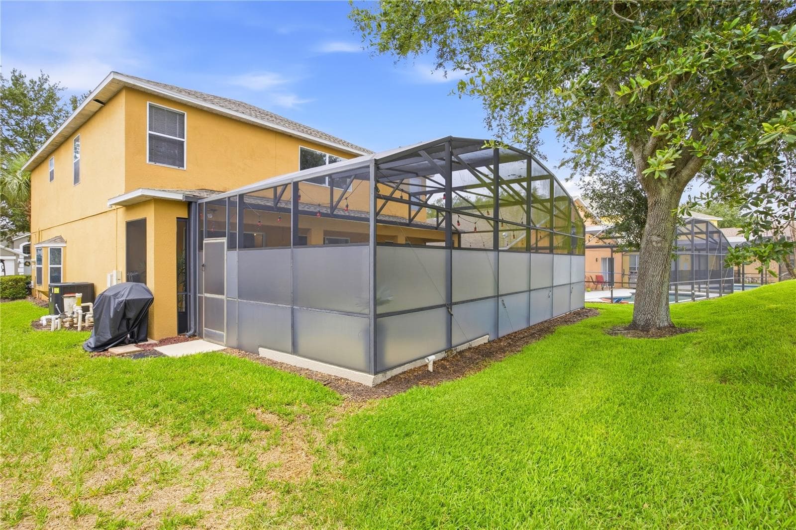 Single Family Residence at 2658 EMERALD ISLAND BLVD, KISSIMMEE, photo 38 of 48