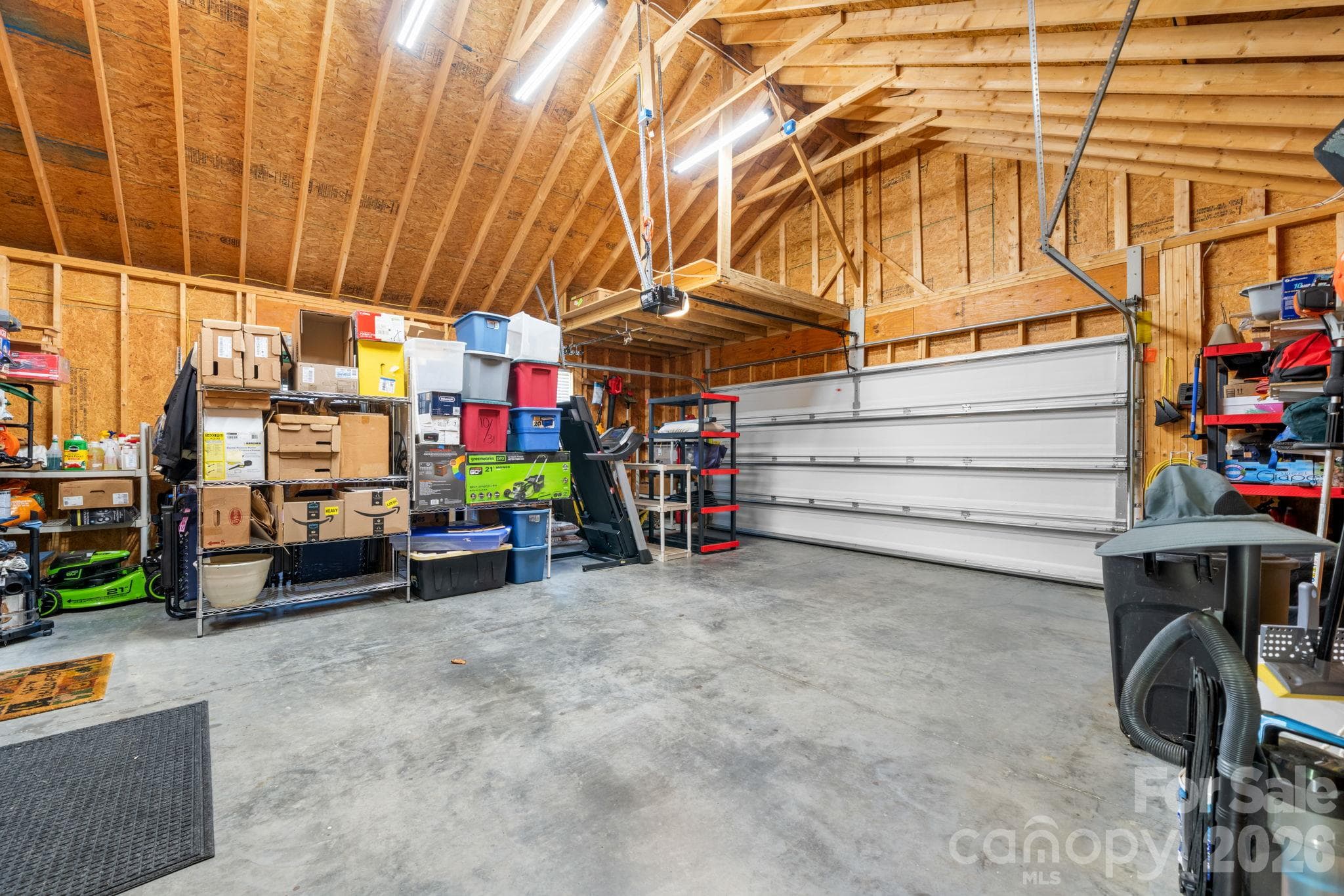 Oversized double garage - 3353 Rock Creek Road, Morganton