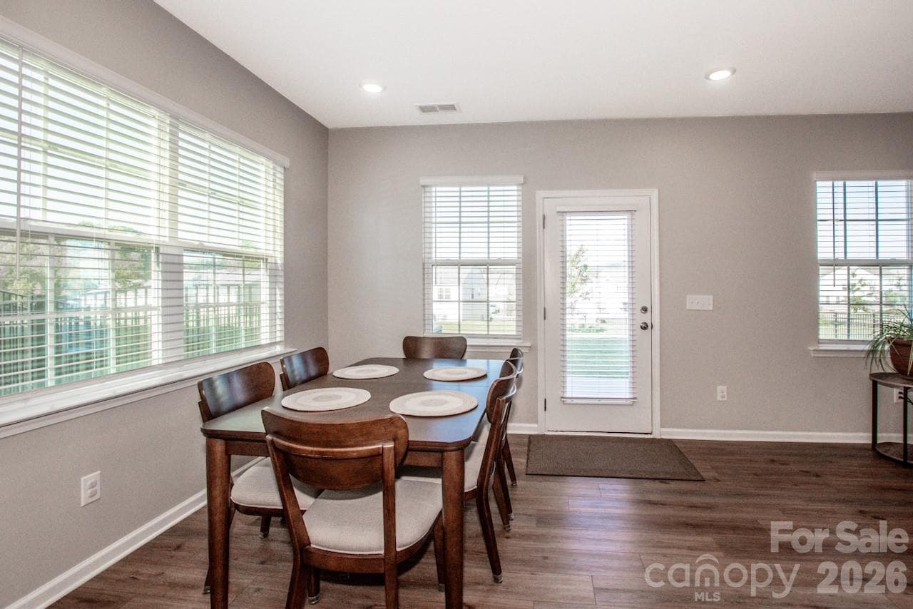 Lots of Natural Light - 1944 Lowland Shade Court, Maiden