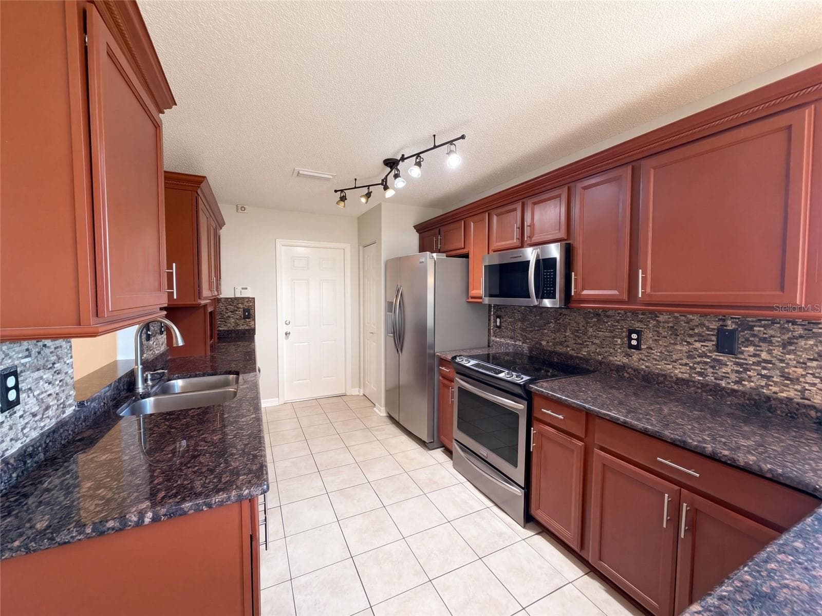 Single Family Residence at 22 FIRETHORN LN, PALM COAST, photo 2 of 34