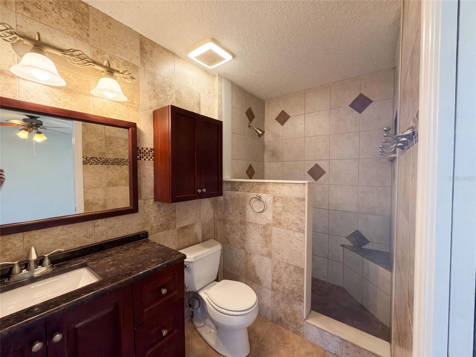 Single Family Residence at 22 FIRETHORN LN, PALM COAST, photo 8 of 34