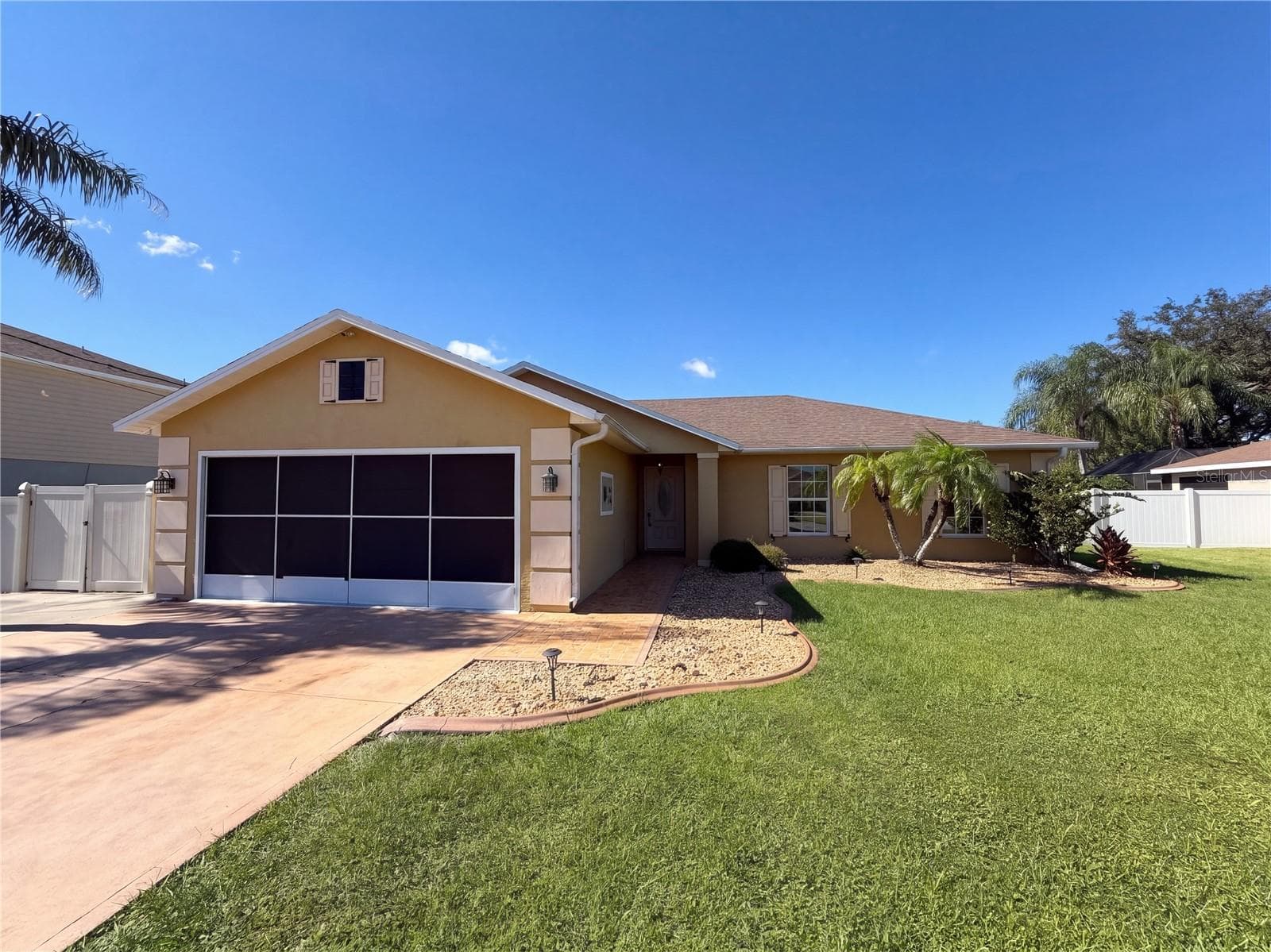 Single Family Residence at 22 FIRETHORN LN, PALM COAST, photo 18 of 34