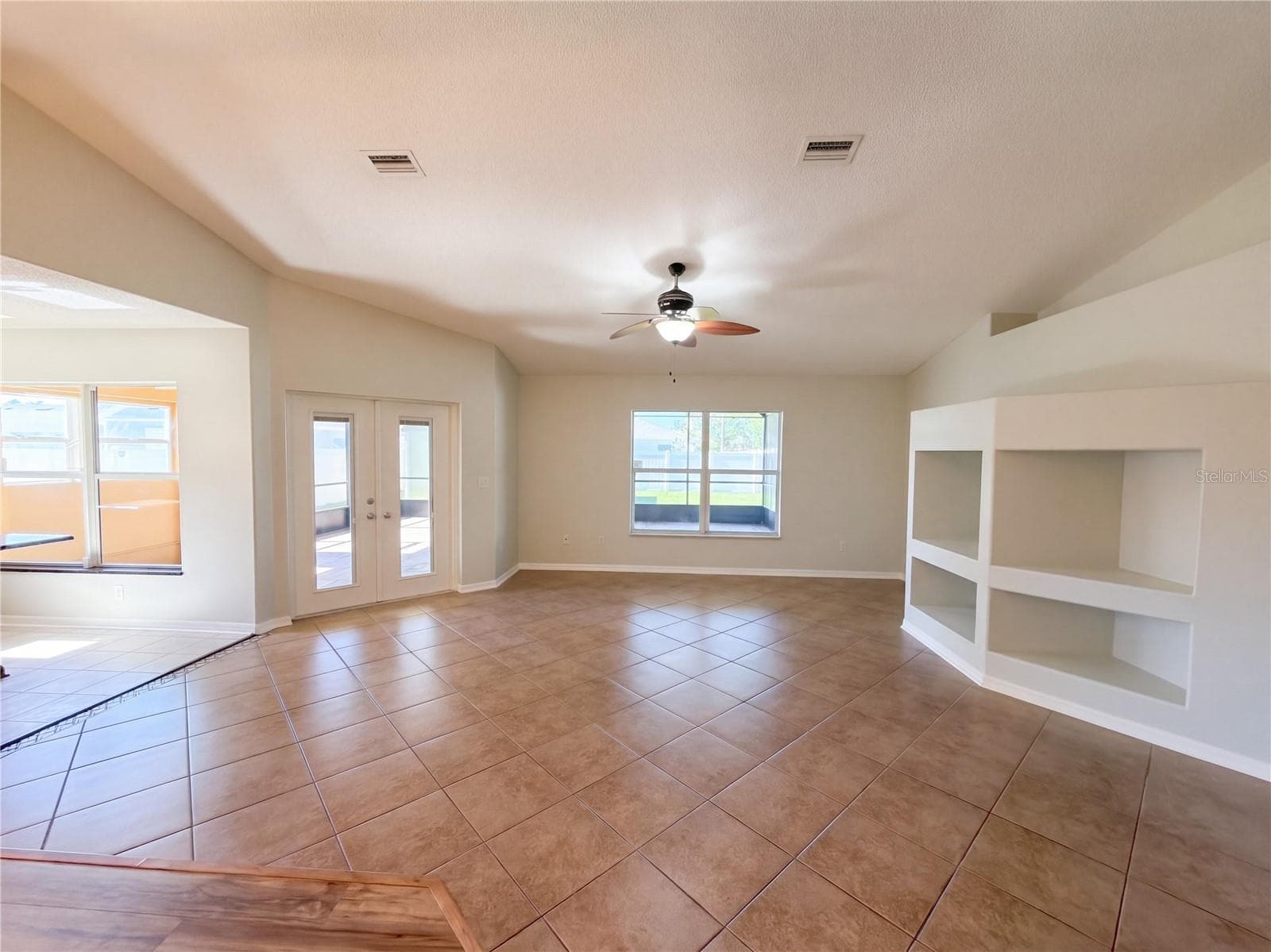 Single Family Residence at 22 FIRETHORN LN, PALM COAST, photo 20 of 34