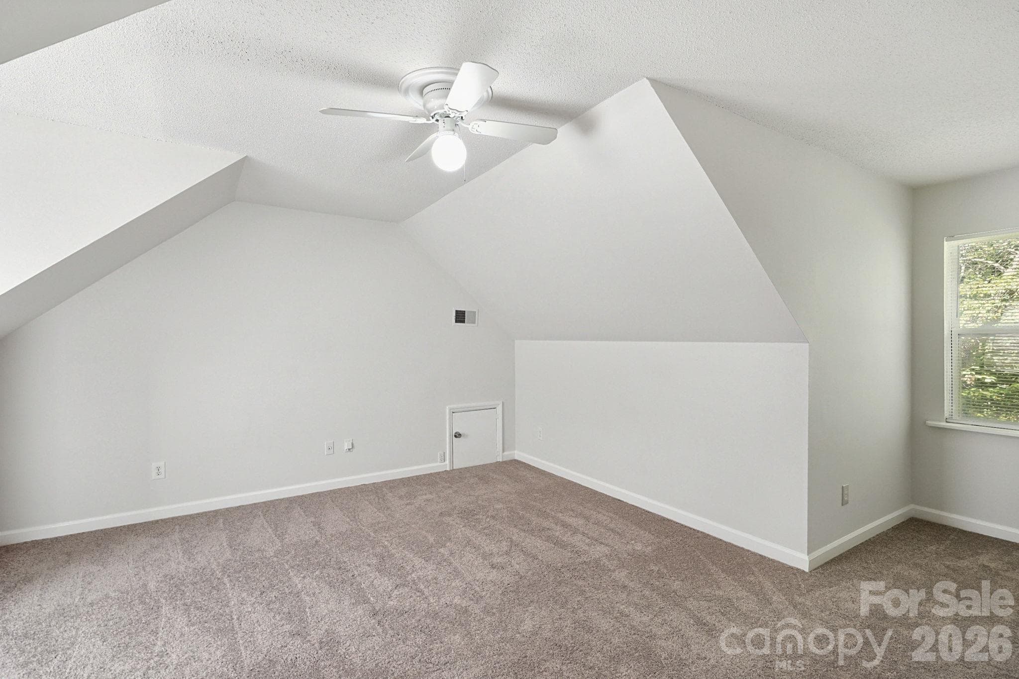 Single Family Residence at 5111 Belcamp Lane, Charlotte, photo 22 of 40