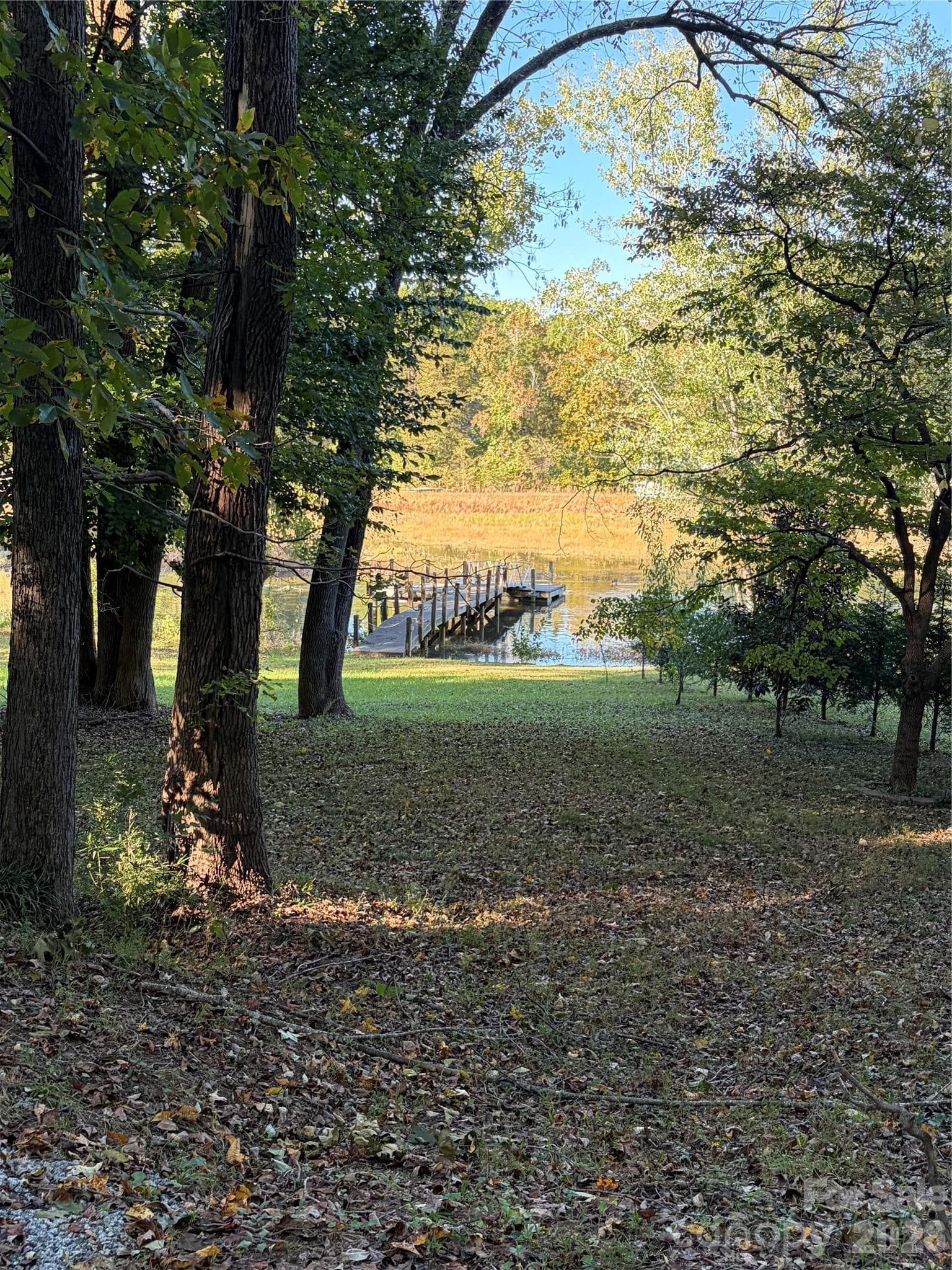 Lot at 6718 Emerald Isle Drive, Sherrills Ford, photo 4 of 12