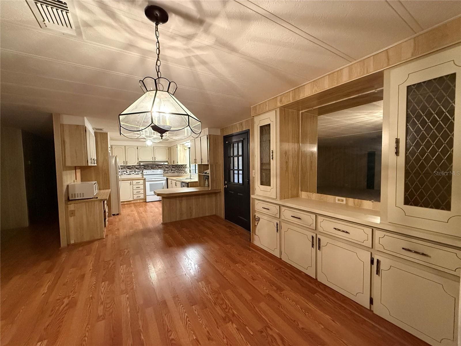 Manufactured Home at 42 ROBIN RD, WILDWOOD, photo 7 of 37