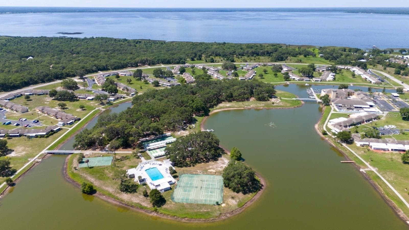 Single Family Residence at 5005 CLUB CIR, LAKE WALES, photo 13 of 15