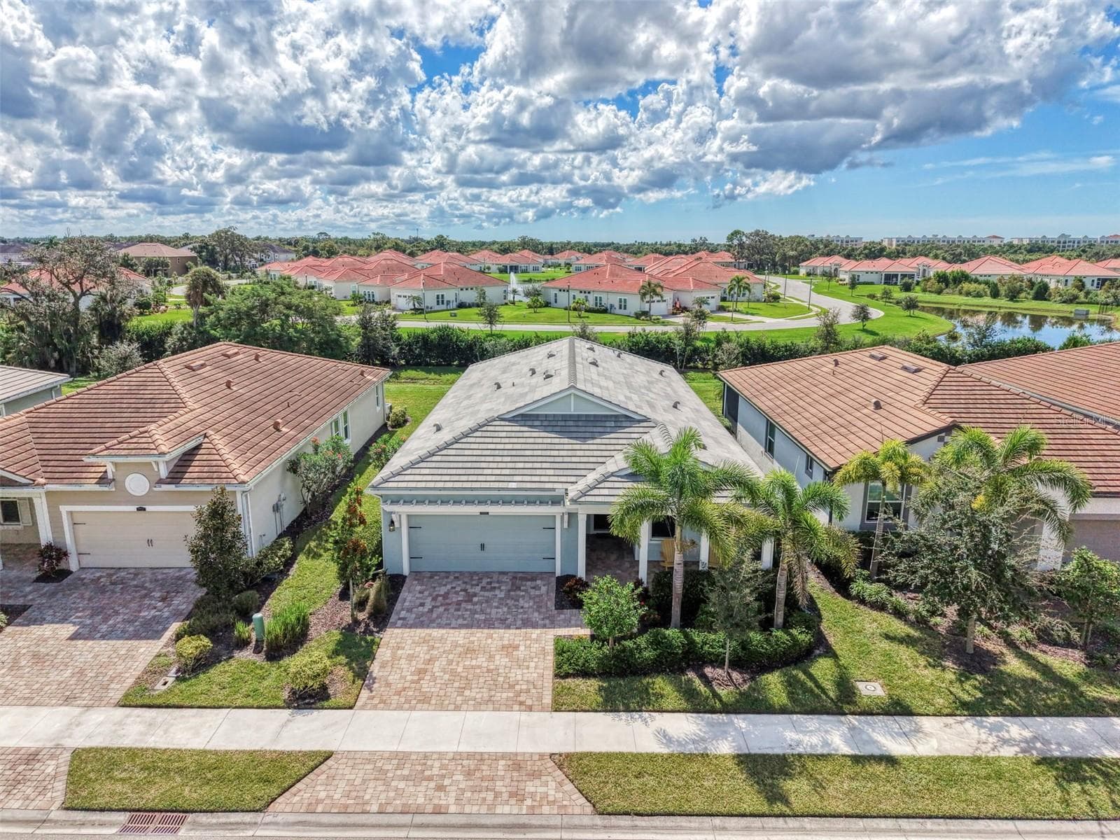 Single Family Residence at 5941 LONG SHORE LOOP, SARASOTA, photo 2 of 89