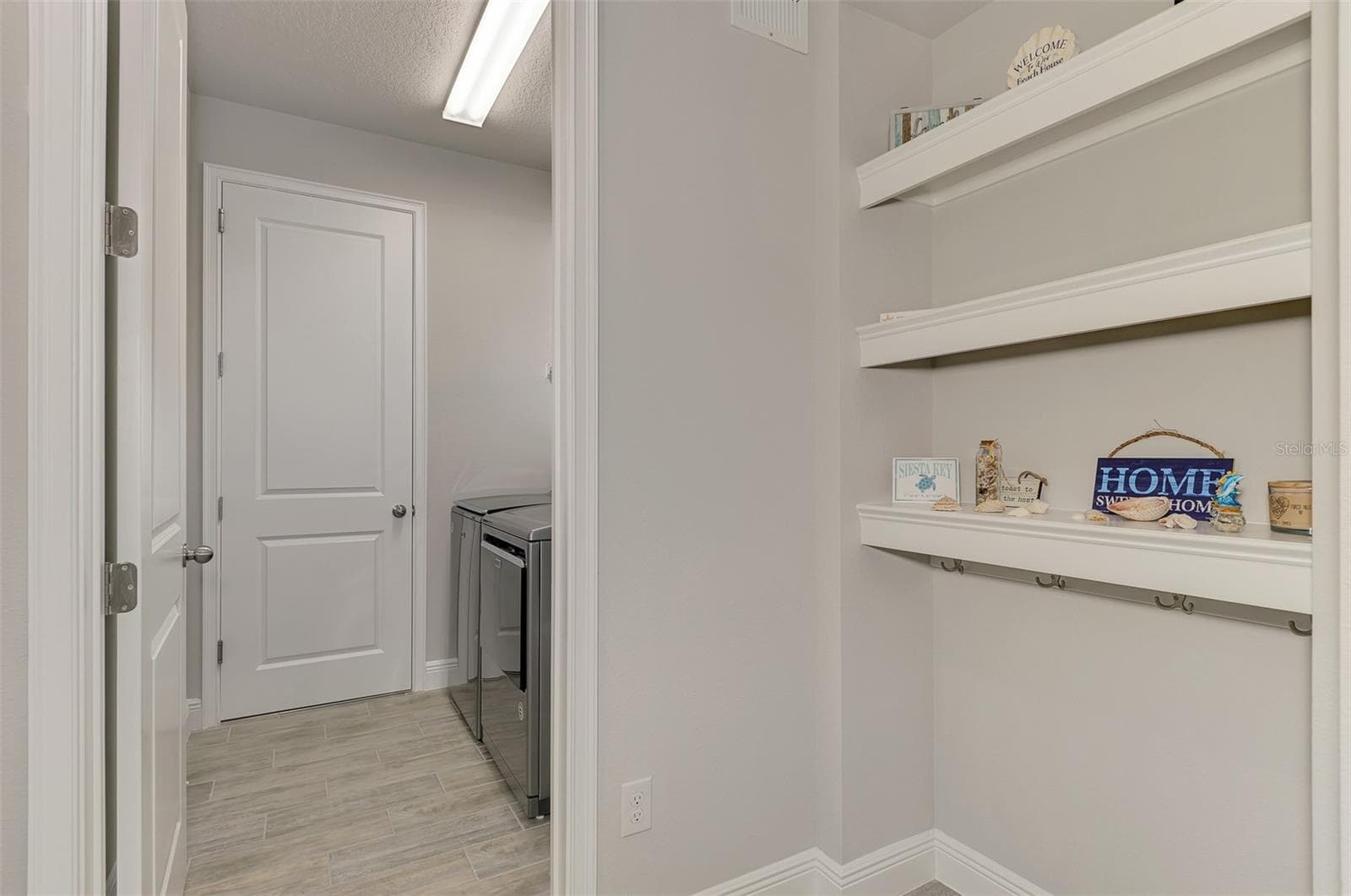 Single Family Residence at 5941 LONG SHORE LOOP, SARASOTA, photo 45 of 89