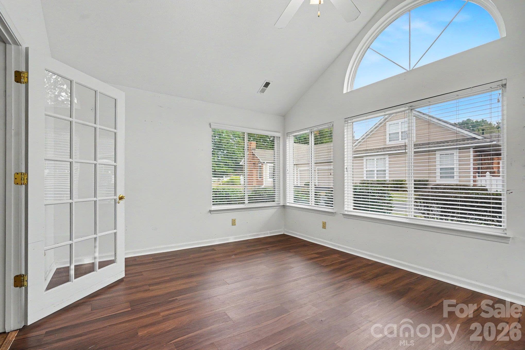 Condominium at 6809 Ledgestone Place, Charlotte, photo 10 of 38