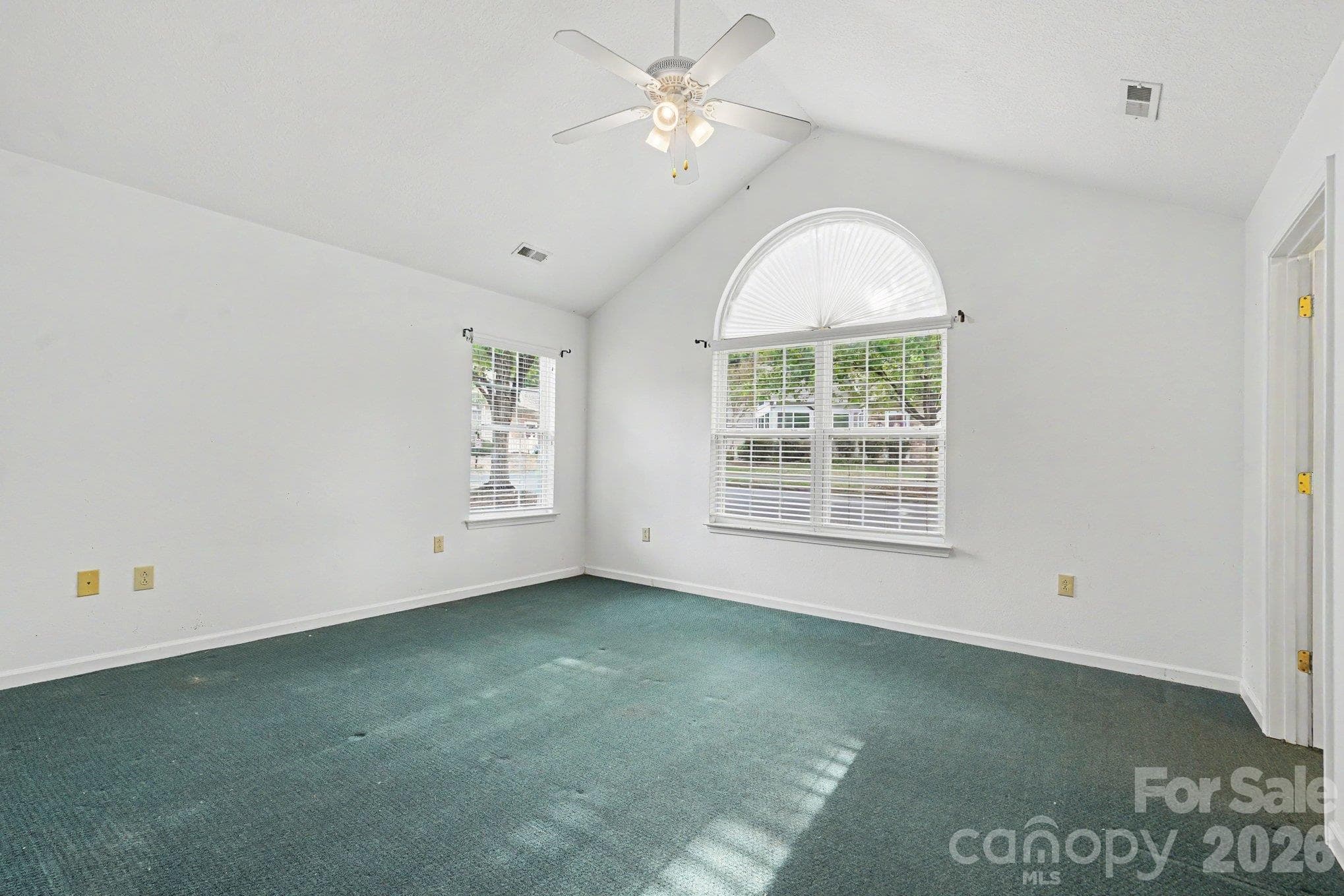 Condominium at 6809 Ledgestone Place, Charlotte, photo 20 of 38