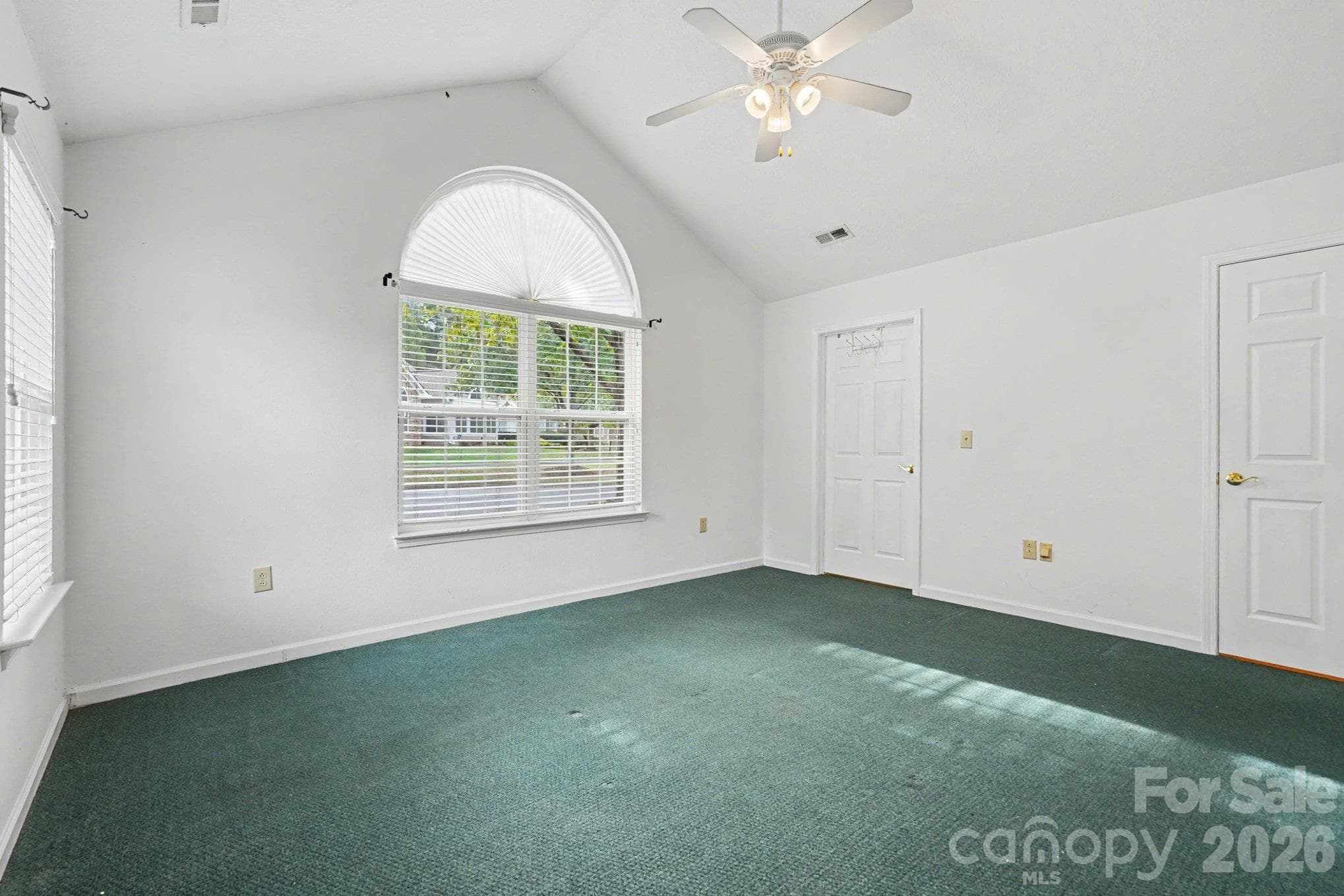 Condominium at 6809 Ledgestone Place, Charlotte, photo 22 of 38