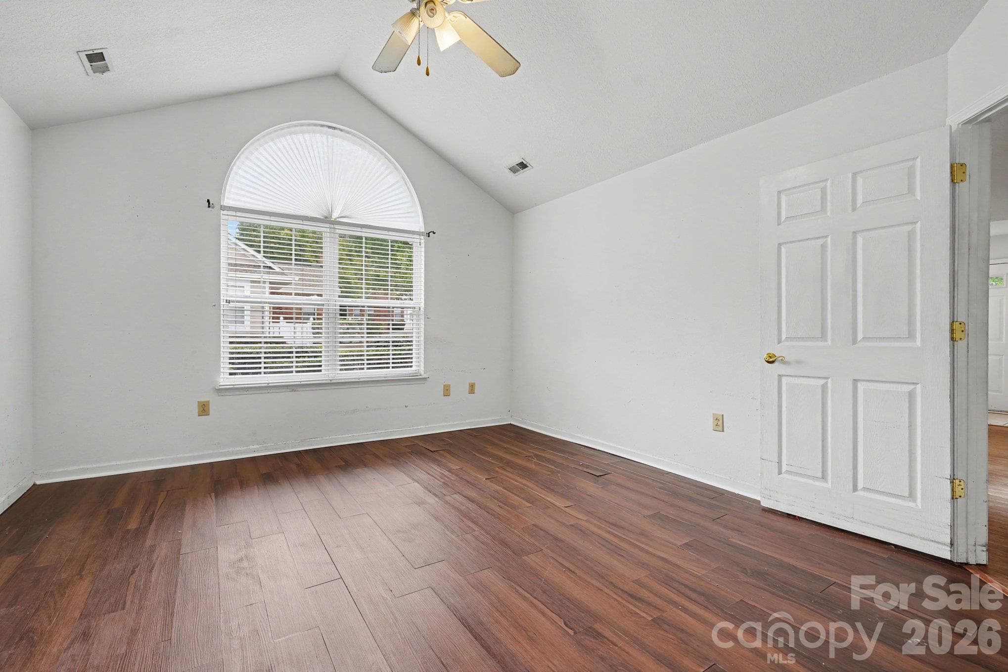 Condominium at 6809 Ledgestone Place, Charlotte, photo 31 of 38